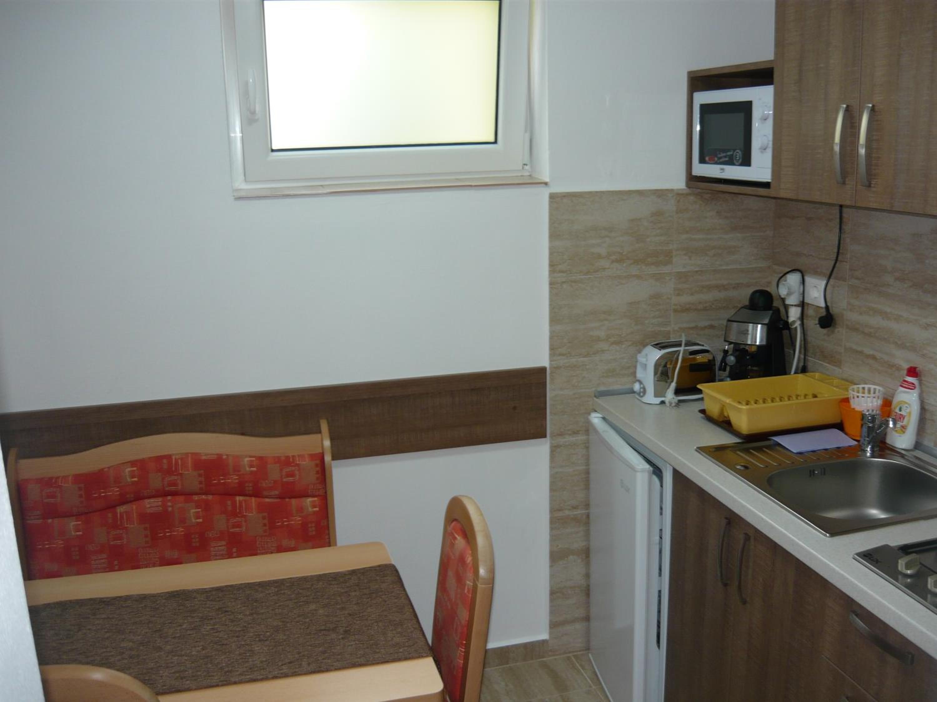 CASA DE OASPETI LIVIU view 2