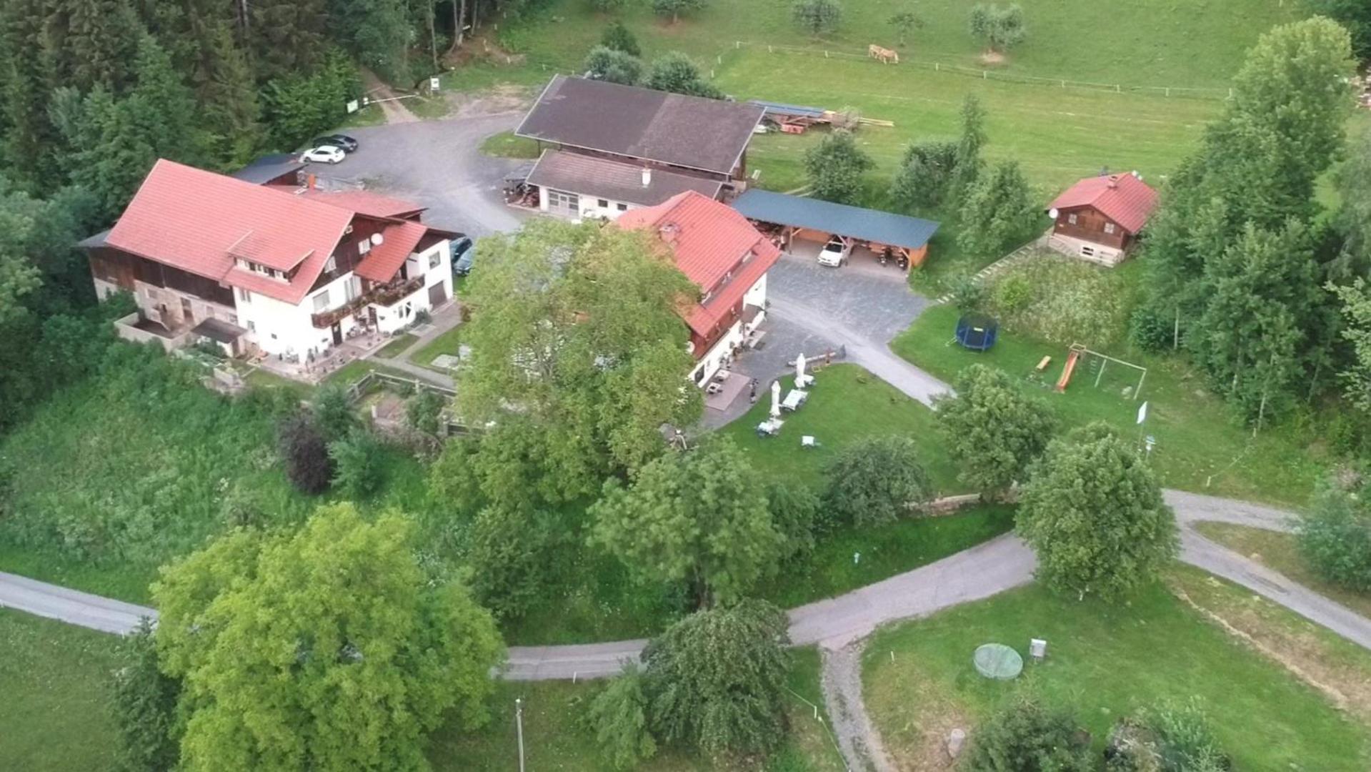 Lug ins Land view 2