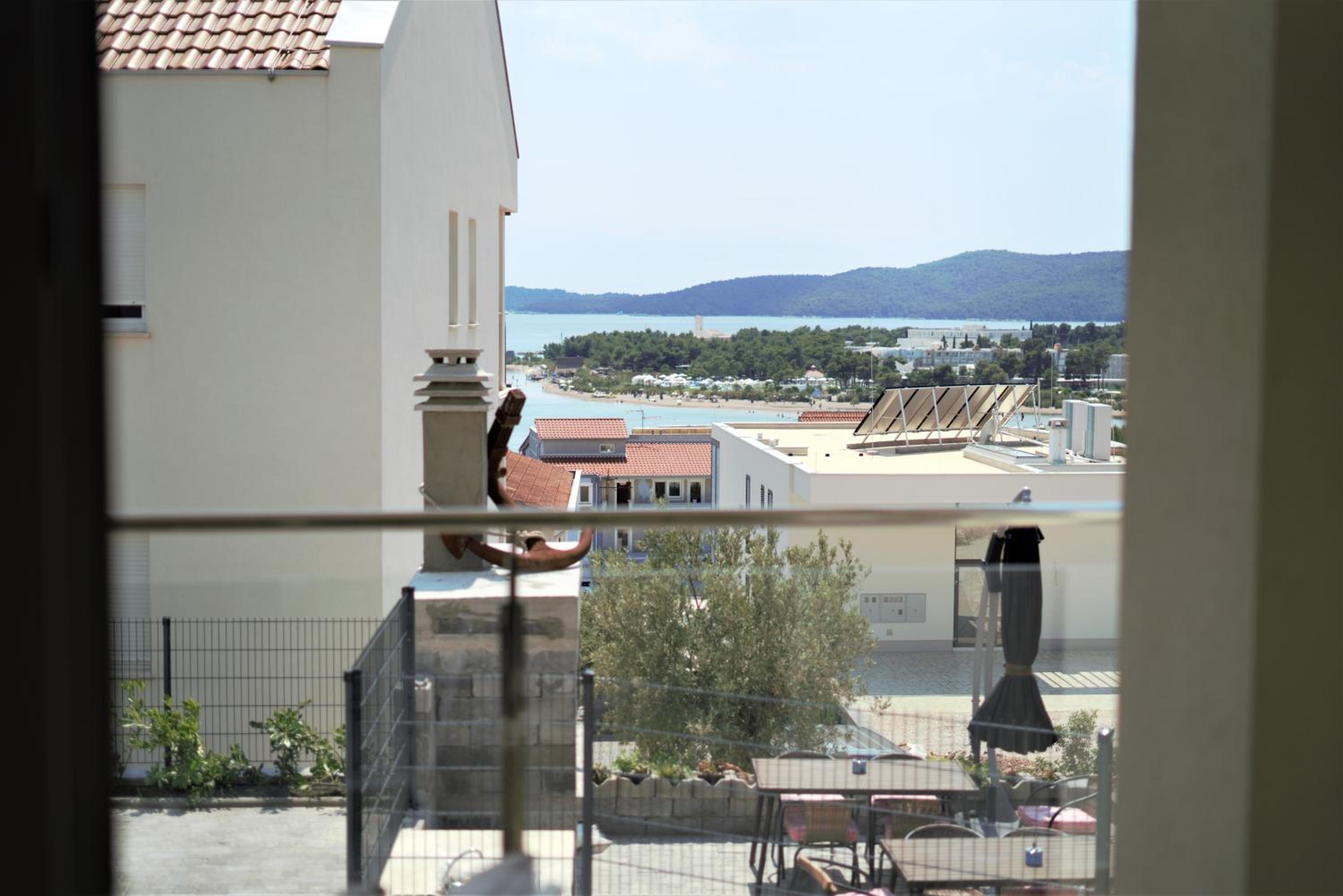 Villa M - Your business & holiday apartment in Sibenik