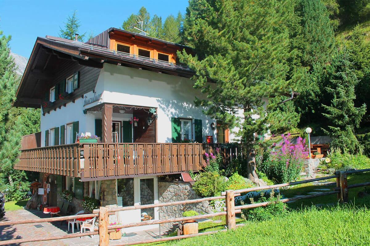 Haus Tusculum view 3