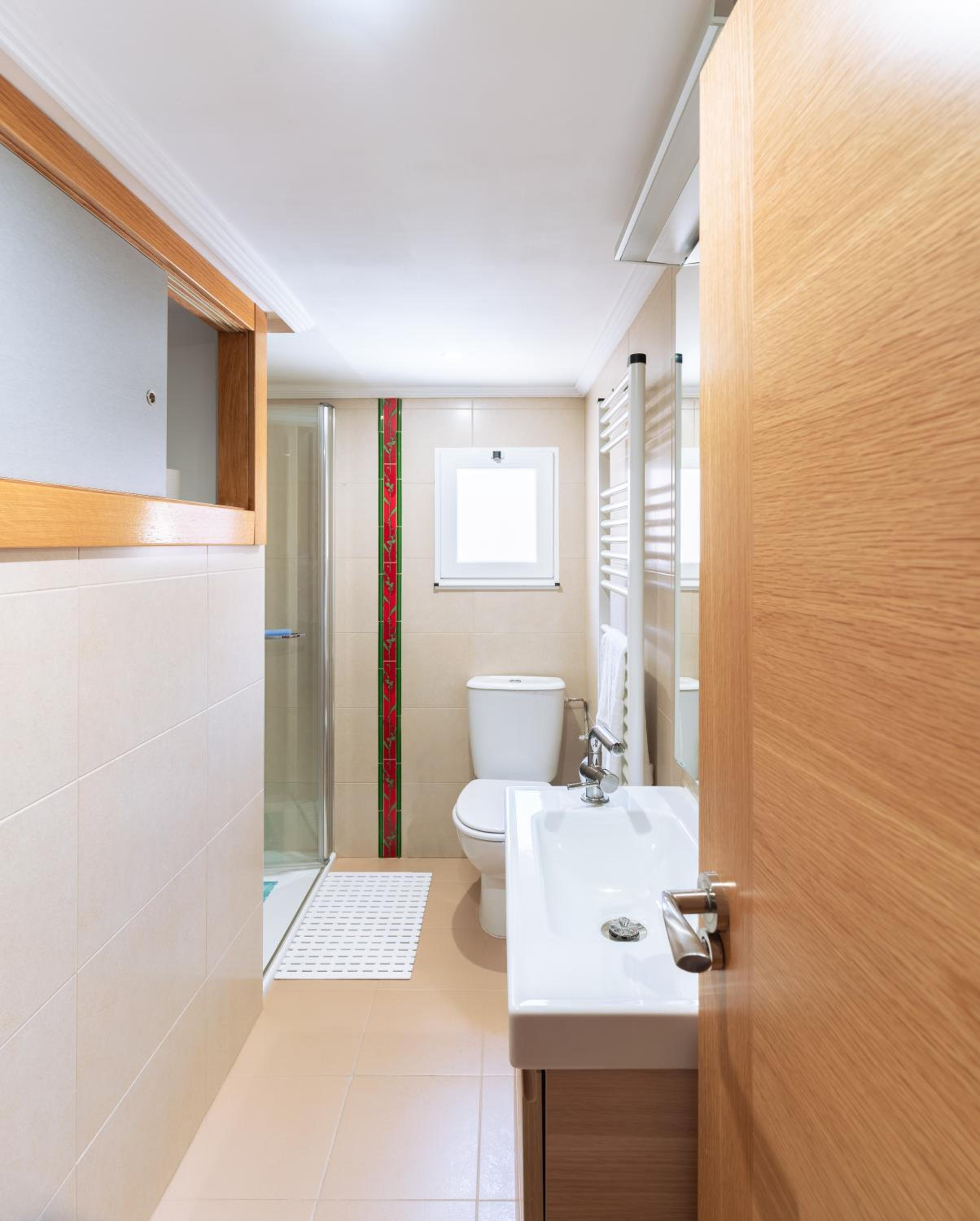 Leon Vacations - Housingleon - Casa Nueva a 400 metros de la Plaza Mayor - Property Image 12