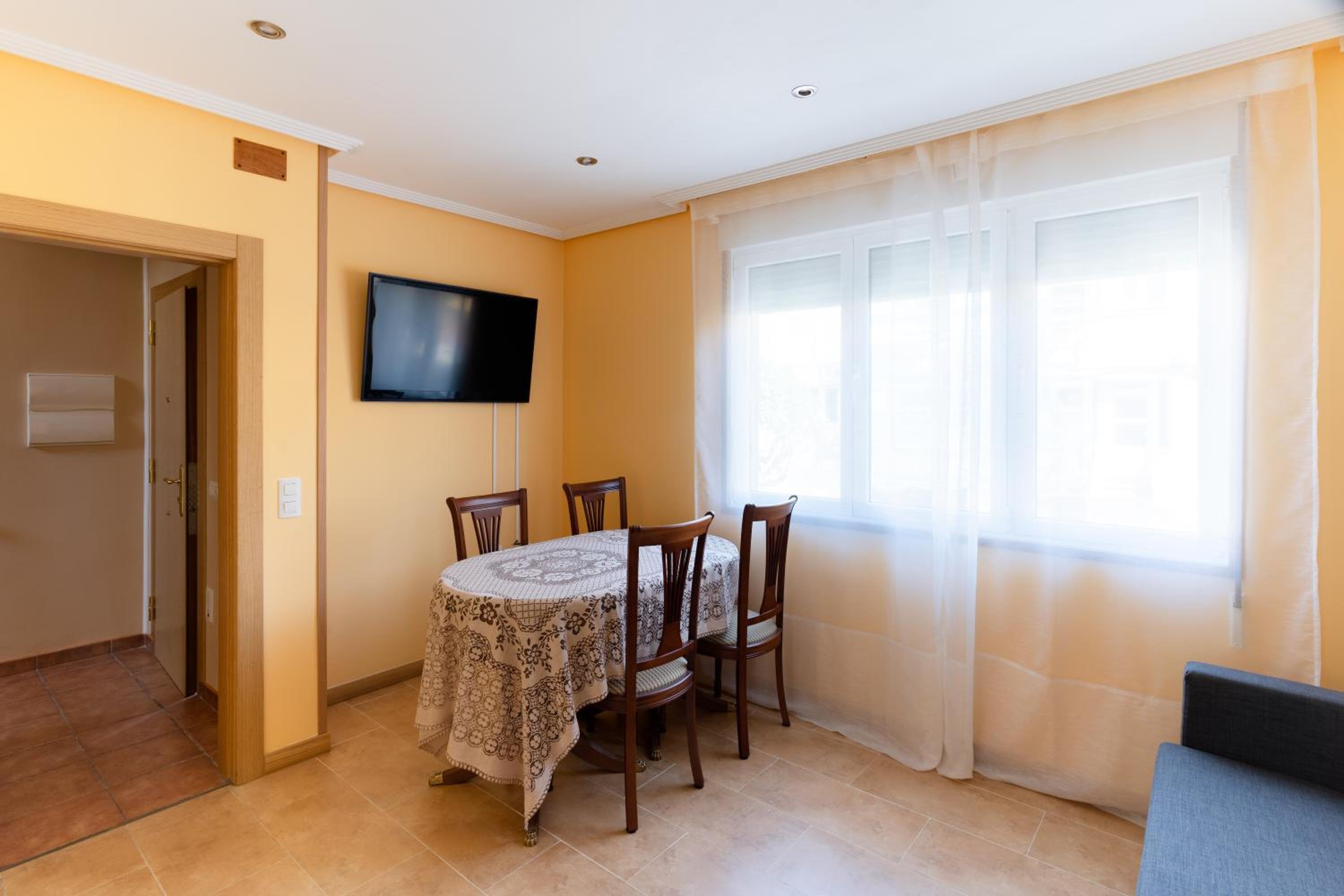 Leon Vacations - Housingleon - Casa Nueva a 400 metros de la Plaza Mayor - Property Image 5