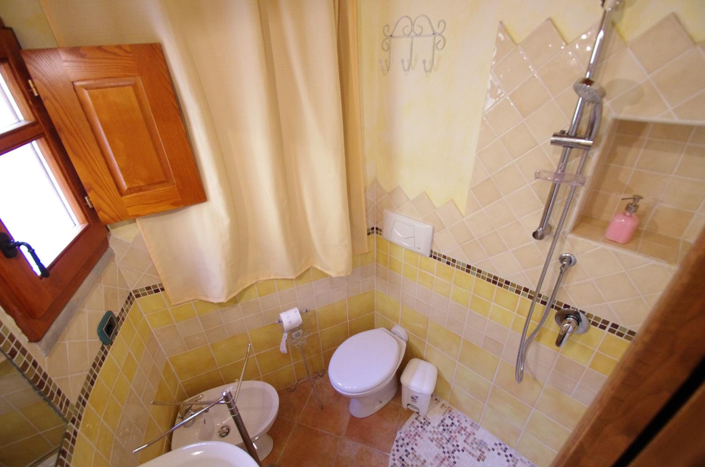 Casa De Ajala - B&B de Charme in Antica Dimora totalmente ristrutturata e dotata di tutti i confort Bagni privati Spazio living Patio esterno Ambienti clim