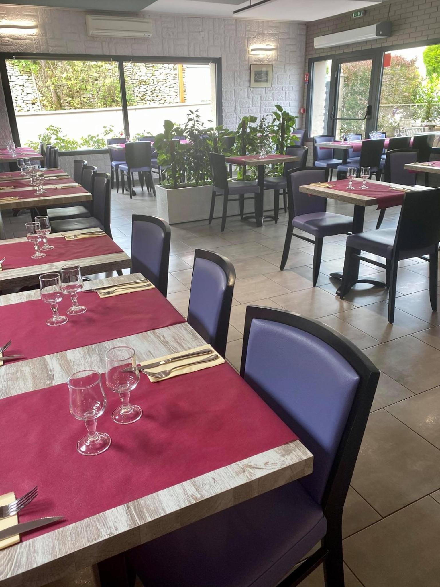 Besancon Vacations - Hotel Restaurant Vesontio - Property Image 8