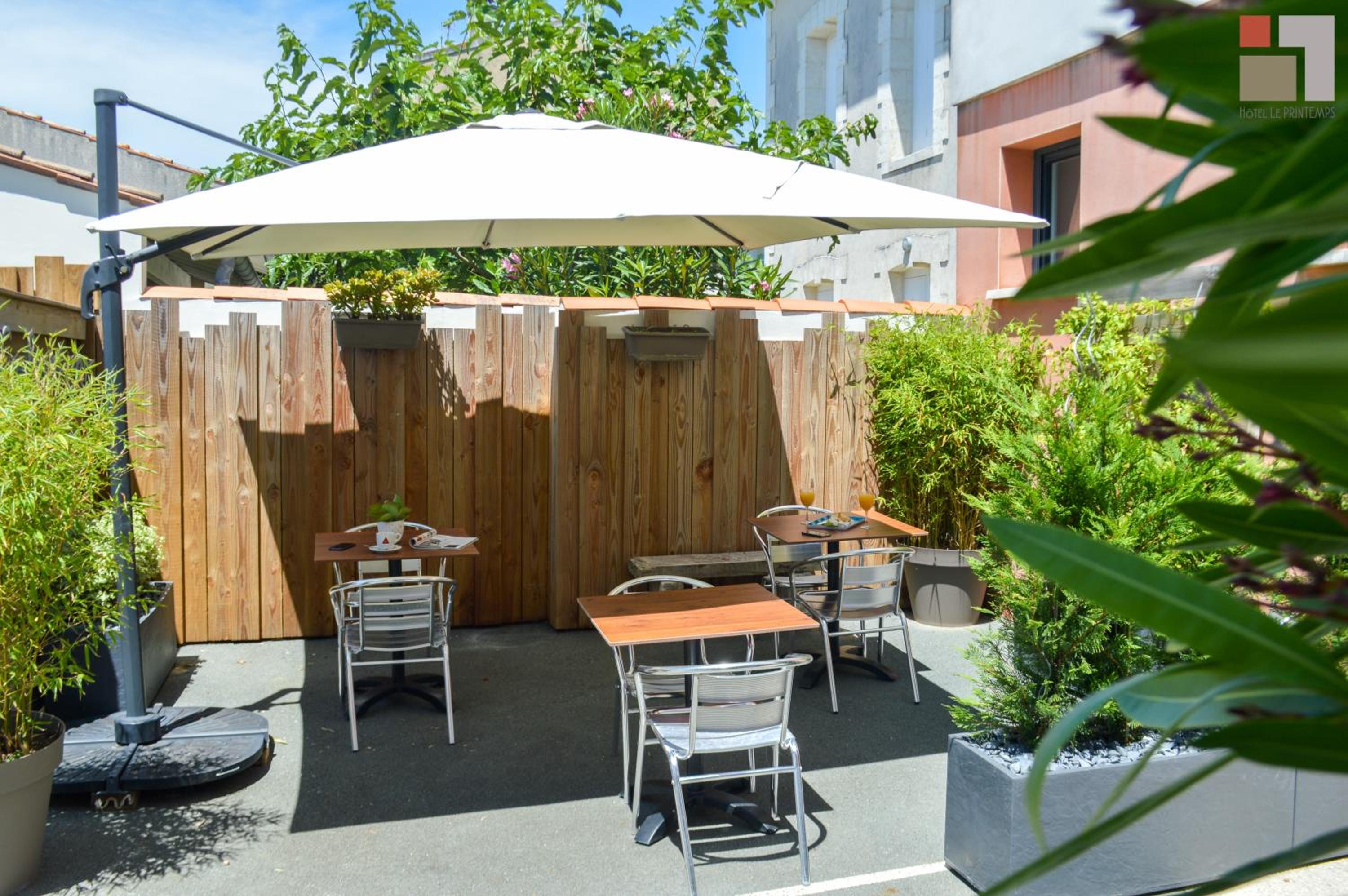 outdoor BBQ area