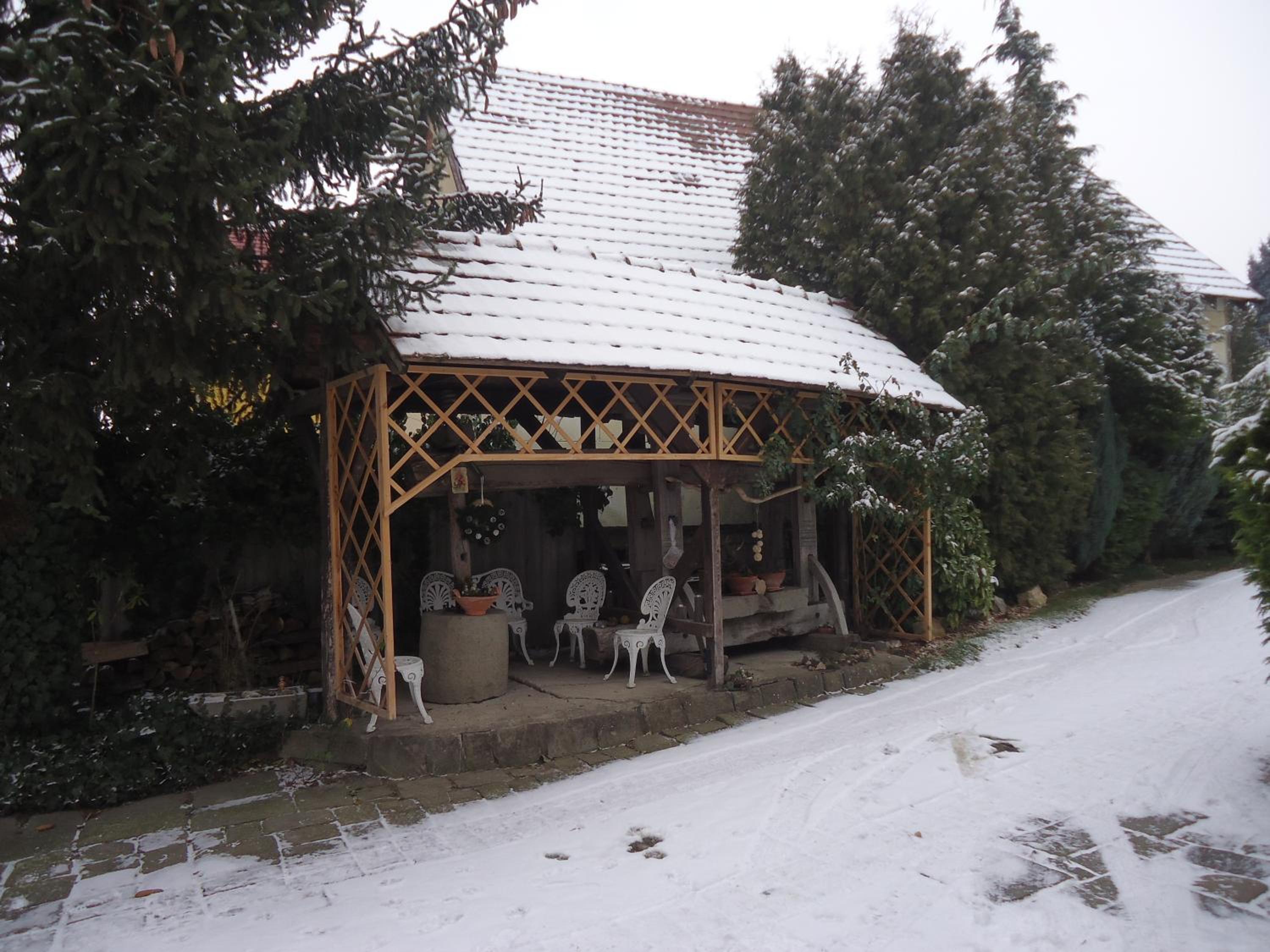 Photo 28