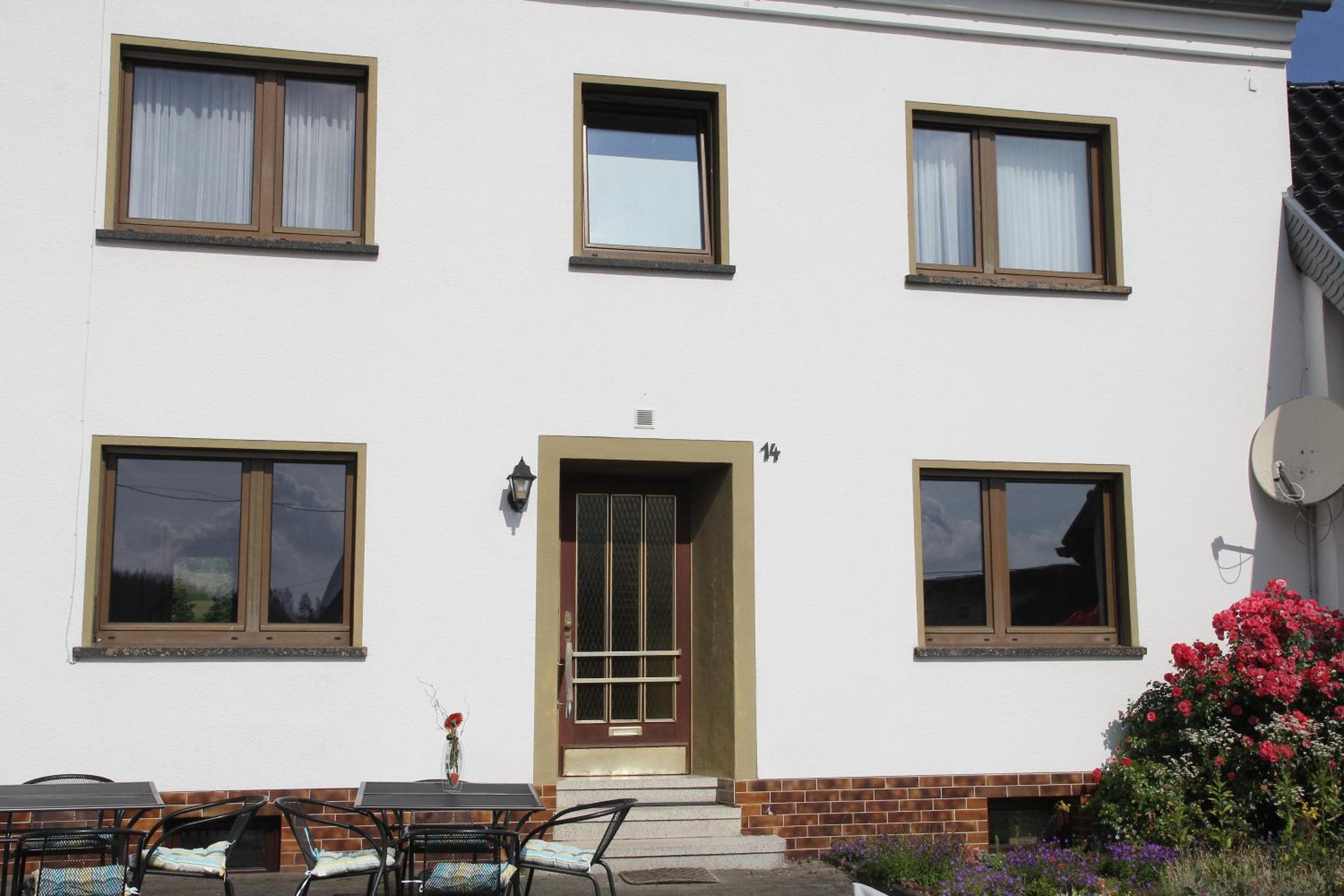 Hotel Bike and Hike Ferienhaus Kolverath - Image 1