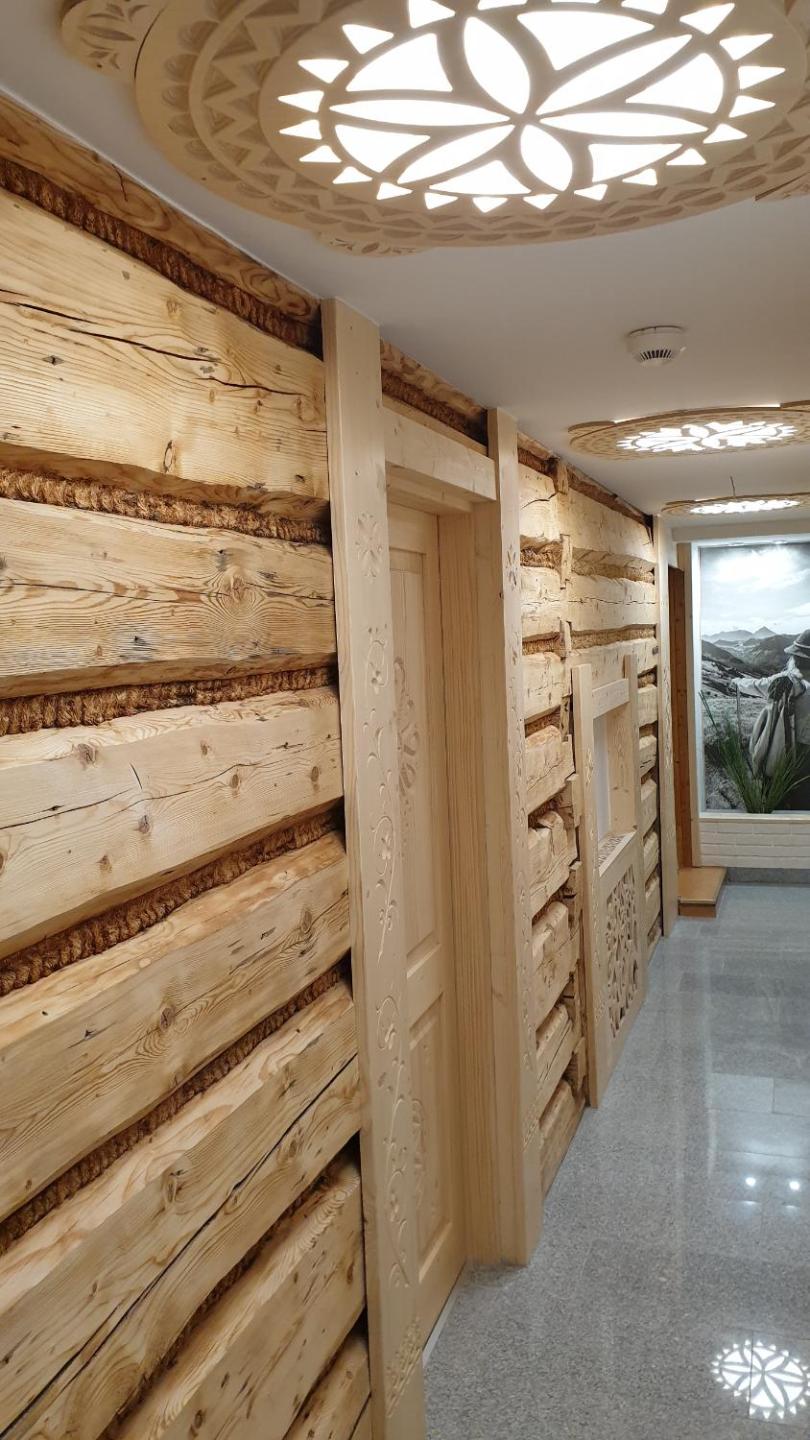 Villa Fortuna - Regionalne apartamenty & SPA - Sauna, Grill, Jacuzzi z widokiem na Tatry