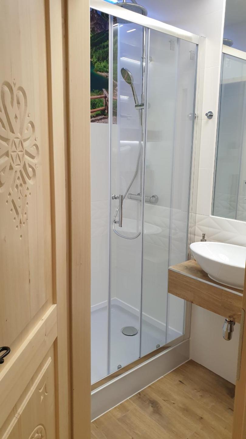 Villa Fortuna - Regionalne apartamenty & SPA - Sauna, Grill, Jacuzzi z widokiem na Tatry