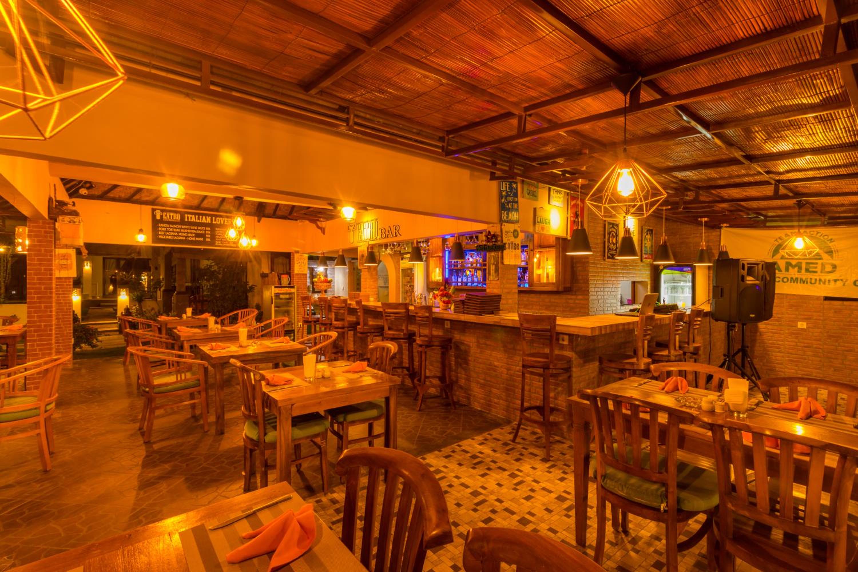 dining