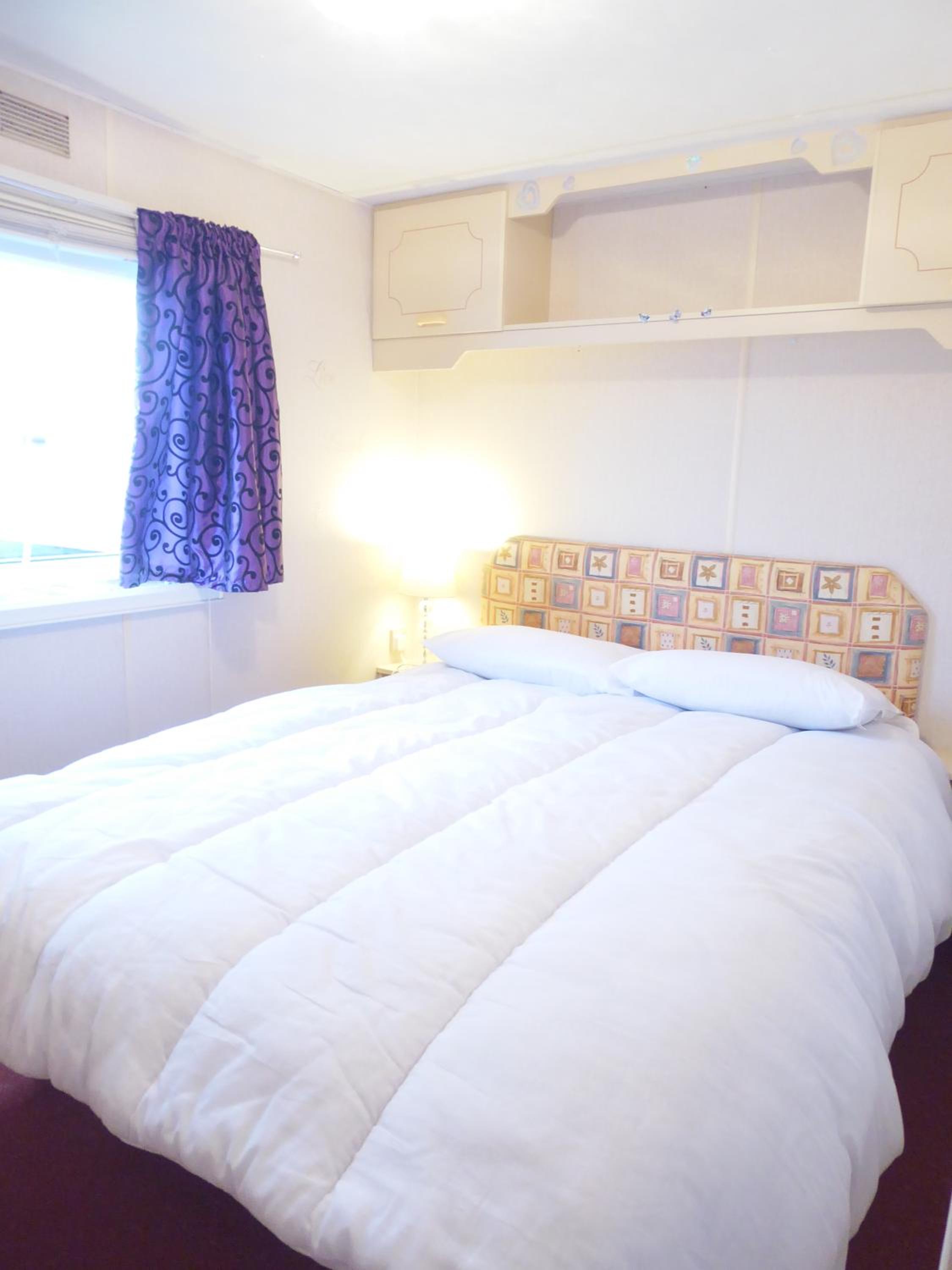 Beachside, Family-friendly, WiFi, 8 berth Caravan 158 view 3