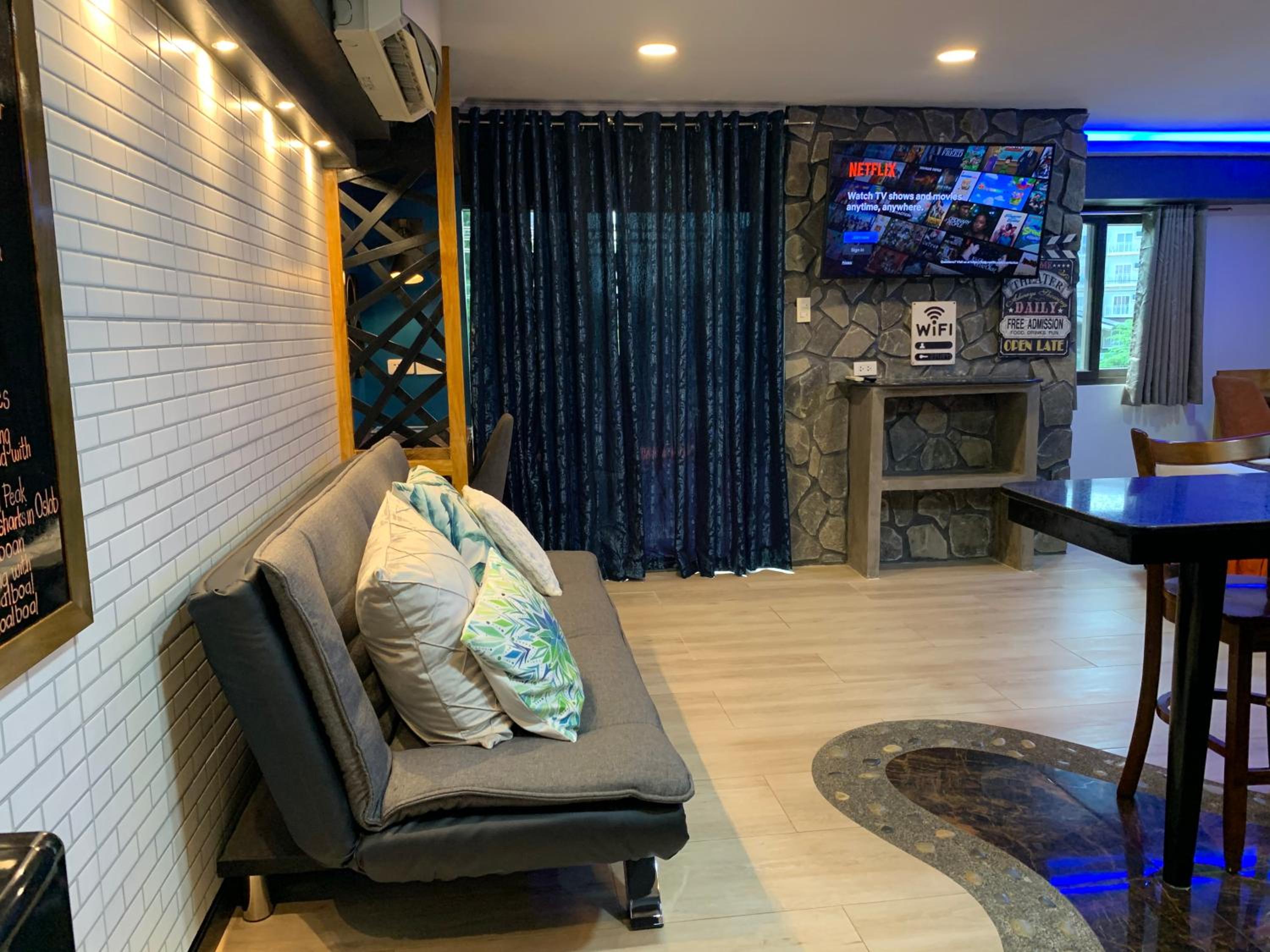 lounge