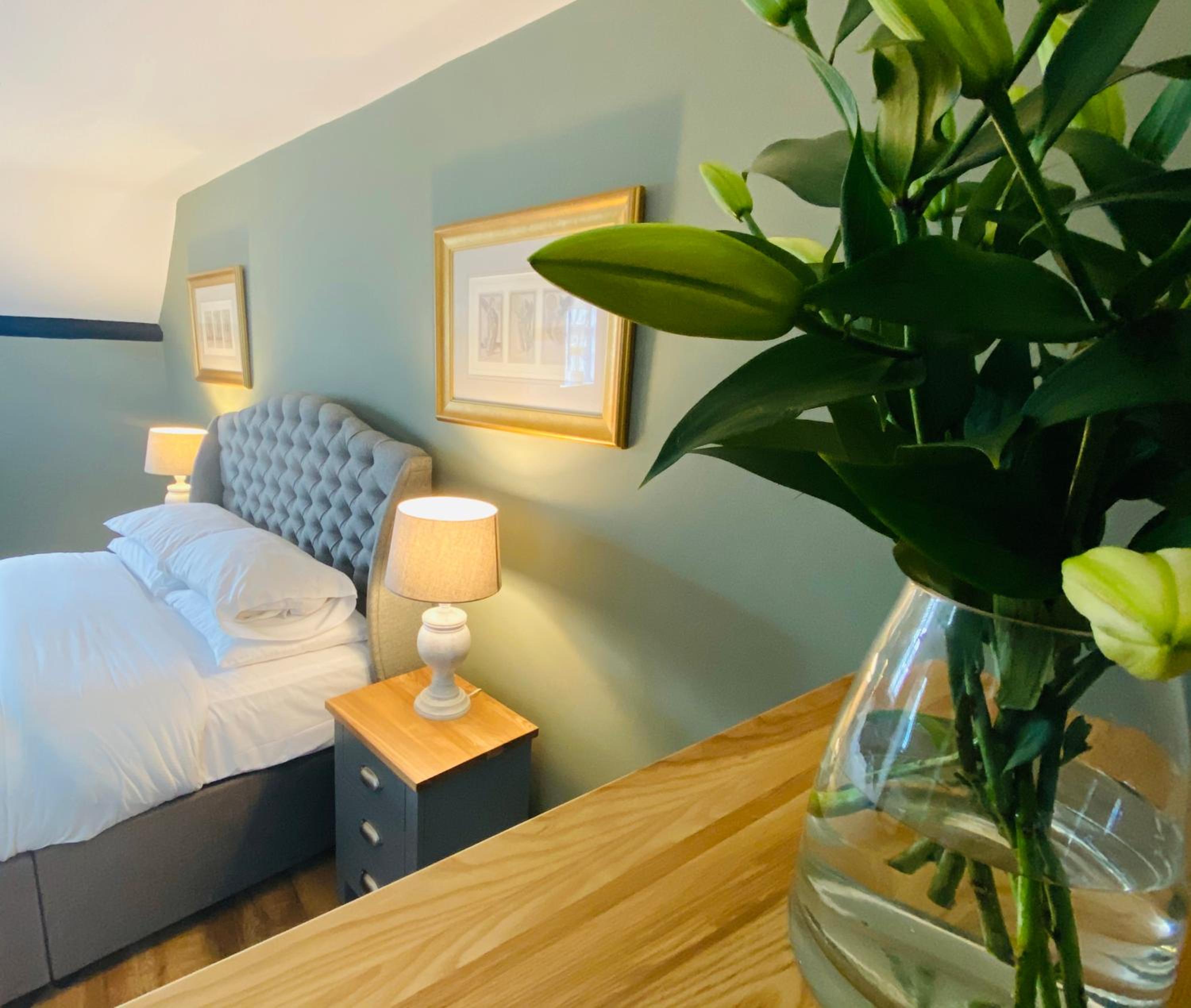 Burford House BH
