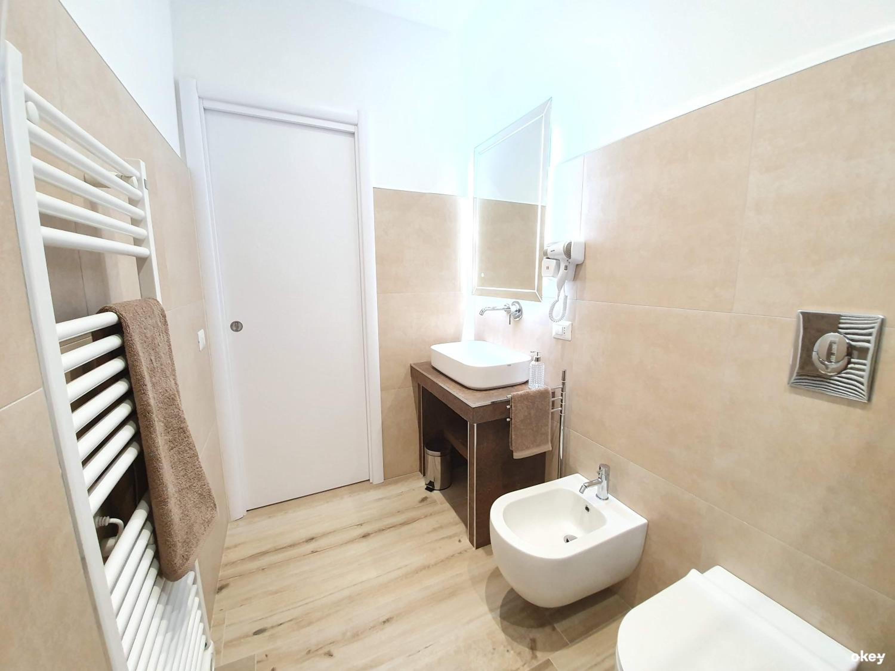 2B Home - Bari Centro en Bari — bathroom