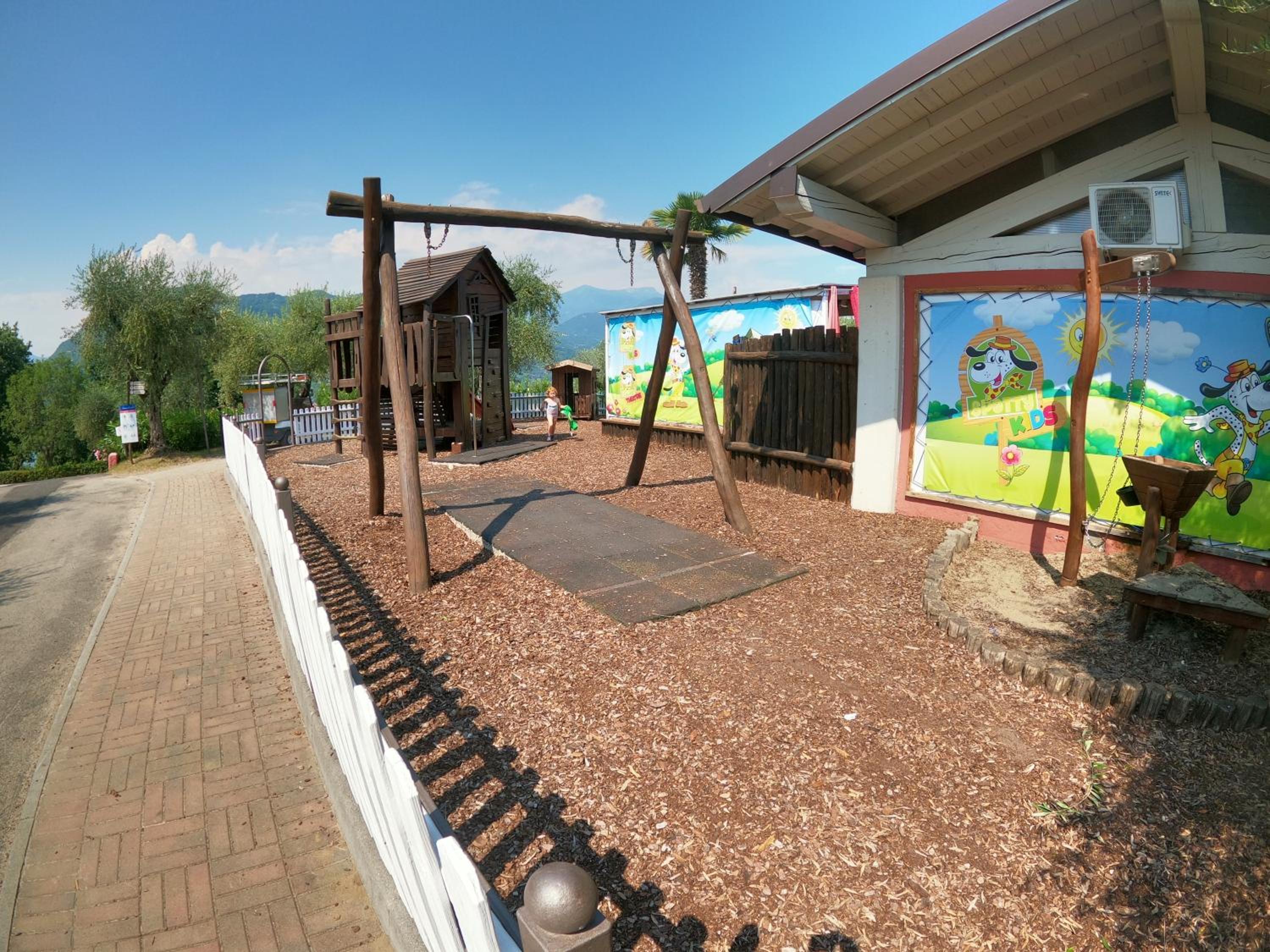 Weekend Glamping Resort