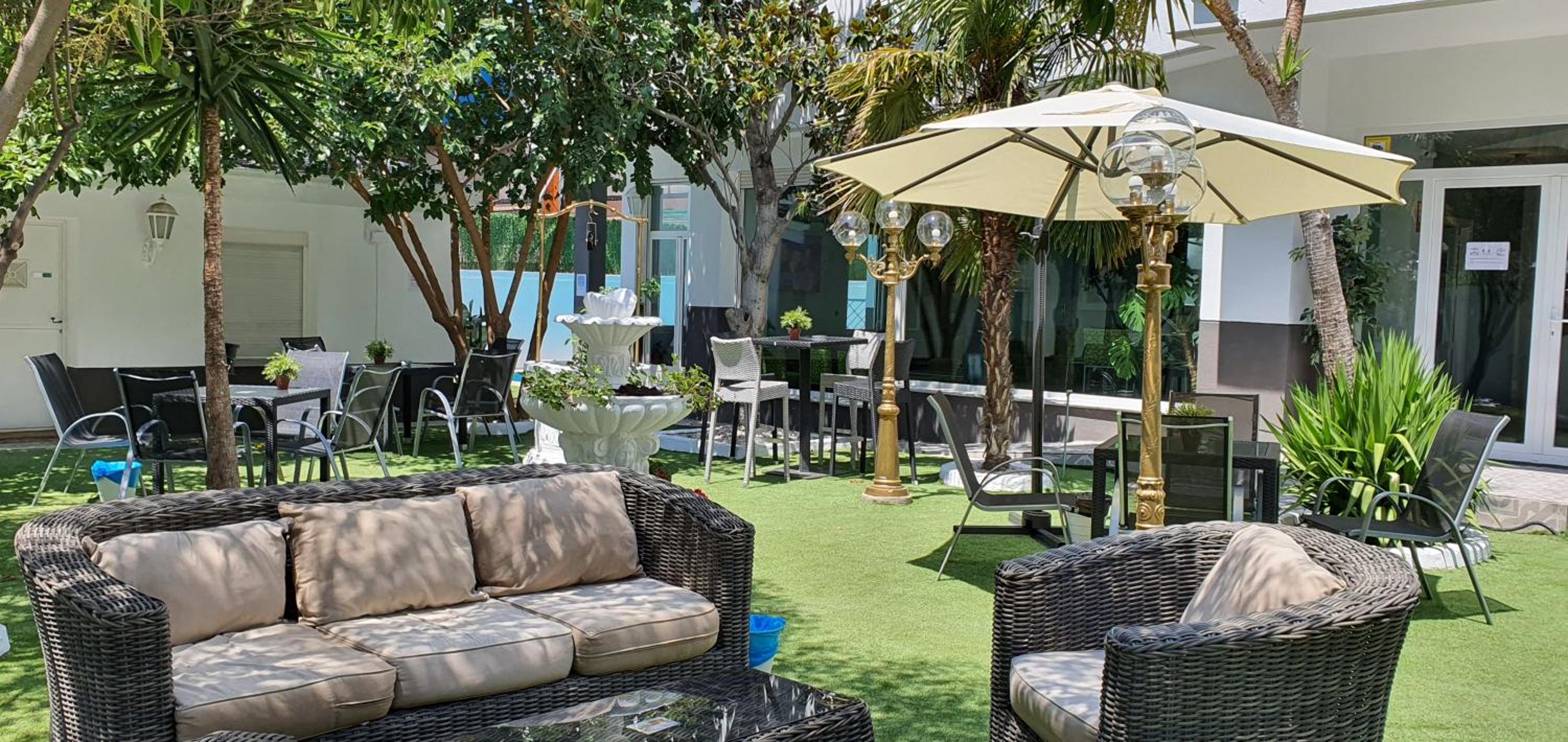 lounge