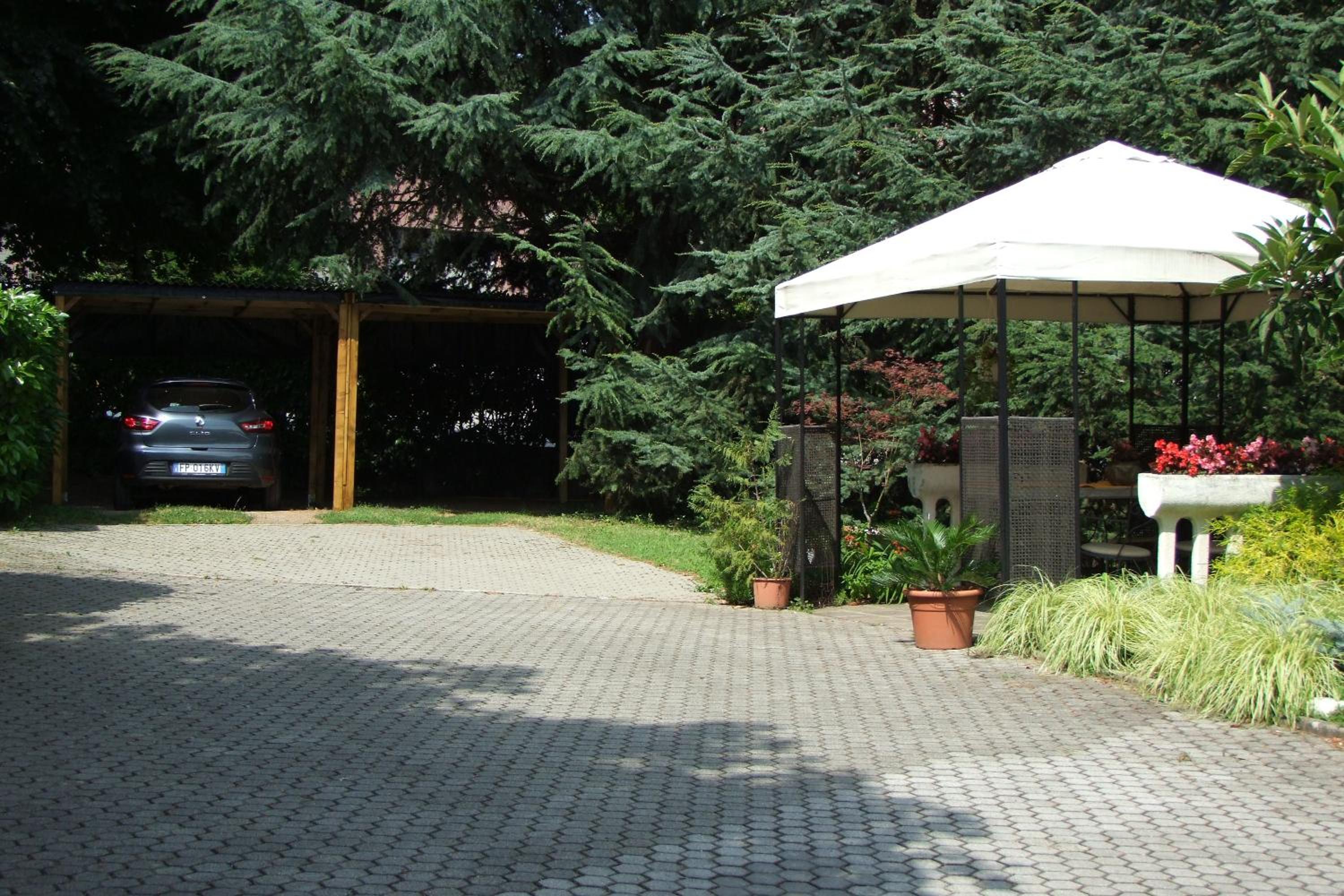 Photo 26