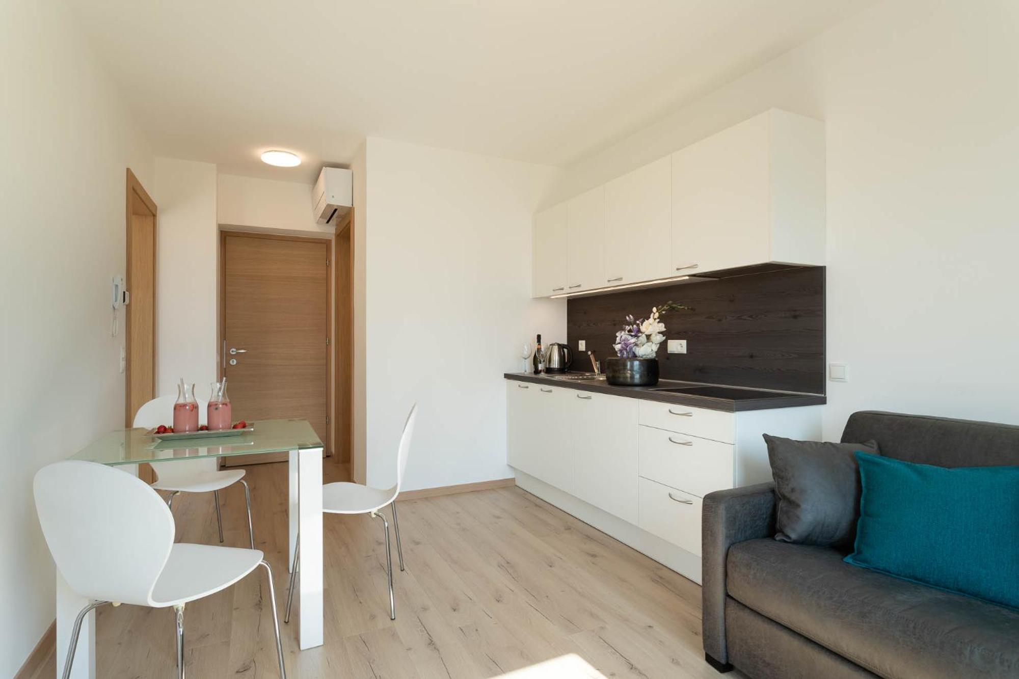 MeranoView Apartments