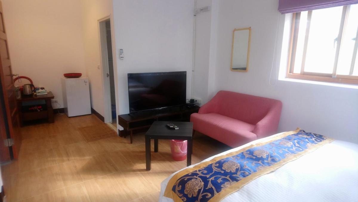 Photo 8