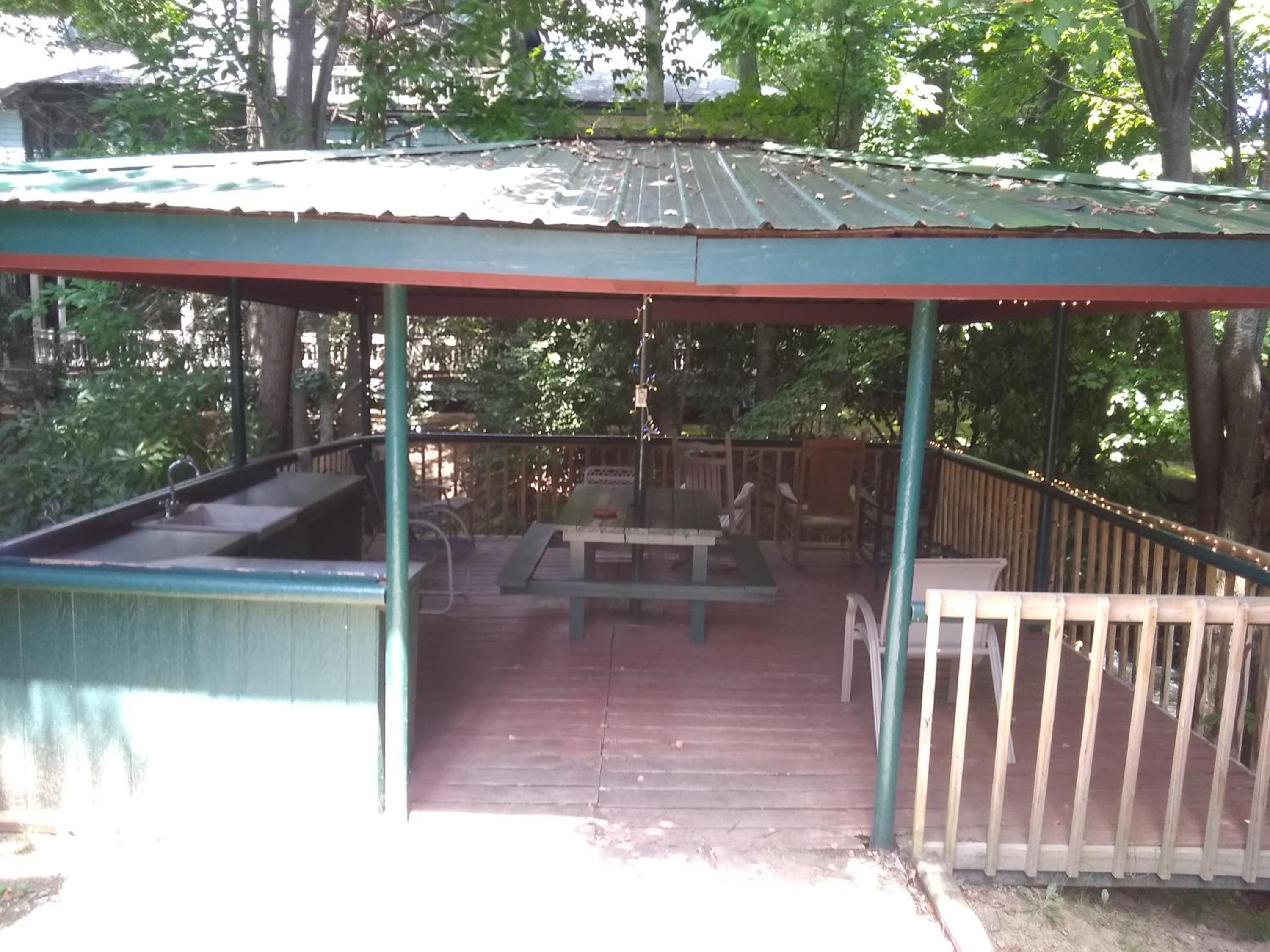 Stony Creek Motel view 3