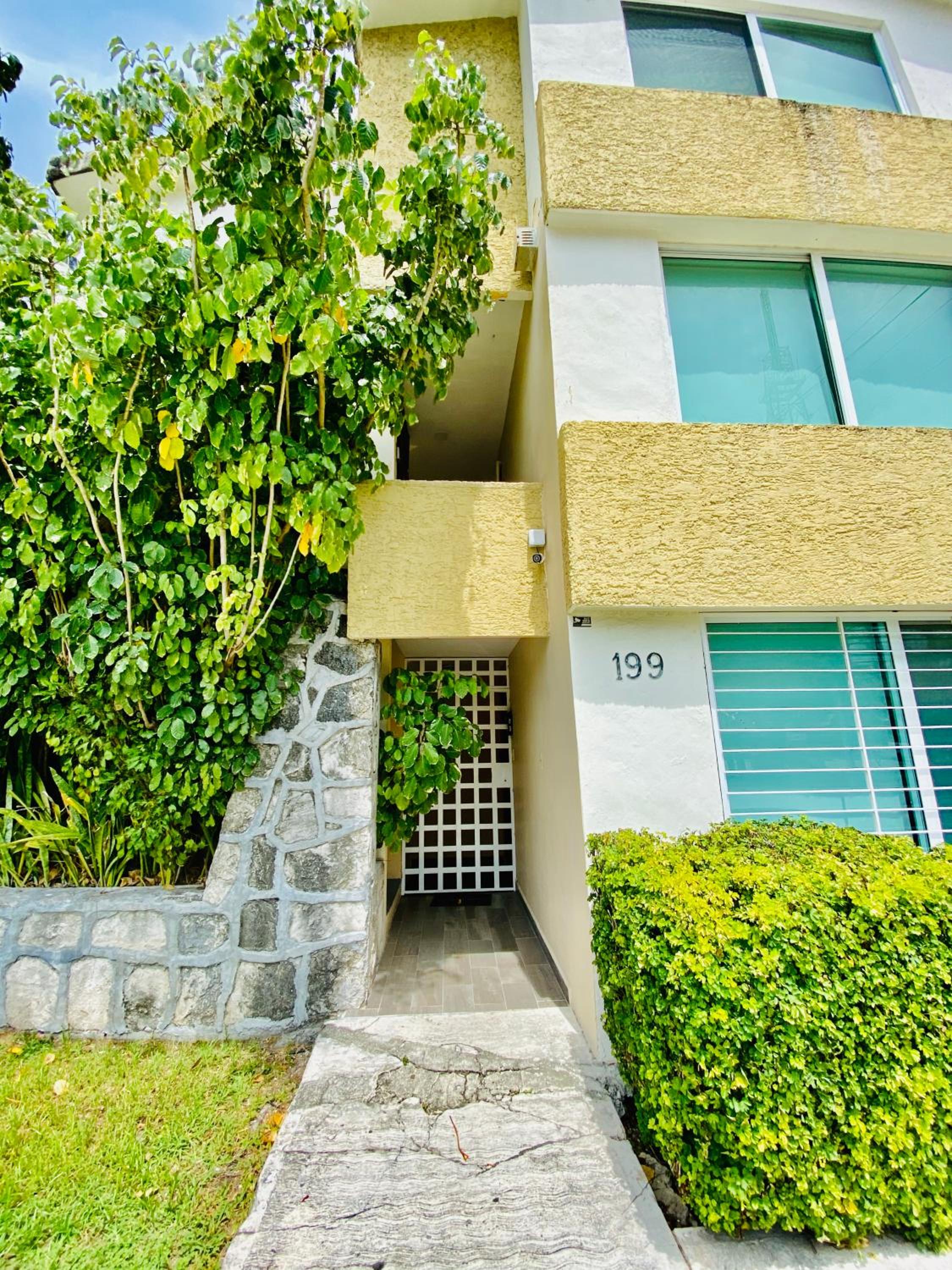 Apartamento cálido y moderno en la entrada de la zona hotelera