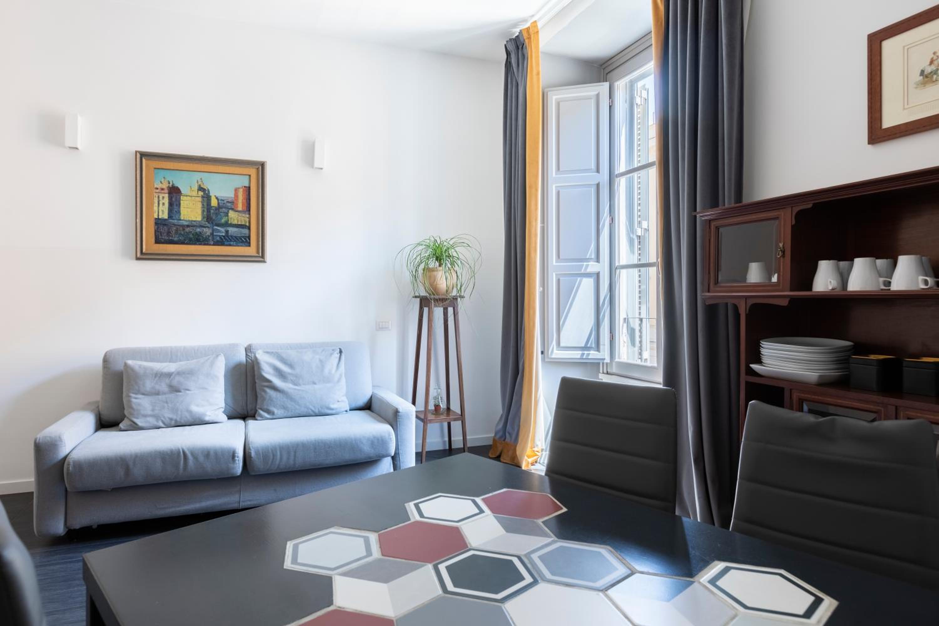 Residenza Ottaviano 105 by Hili