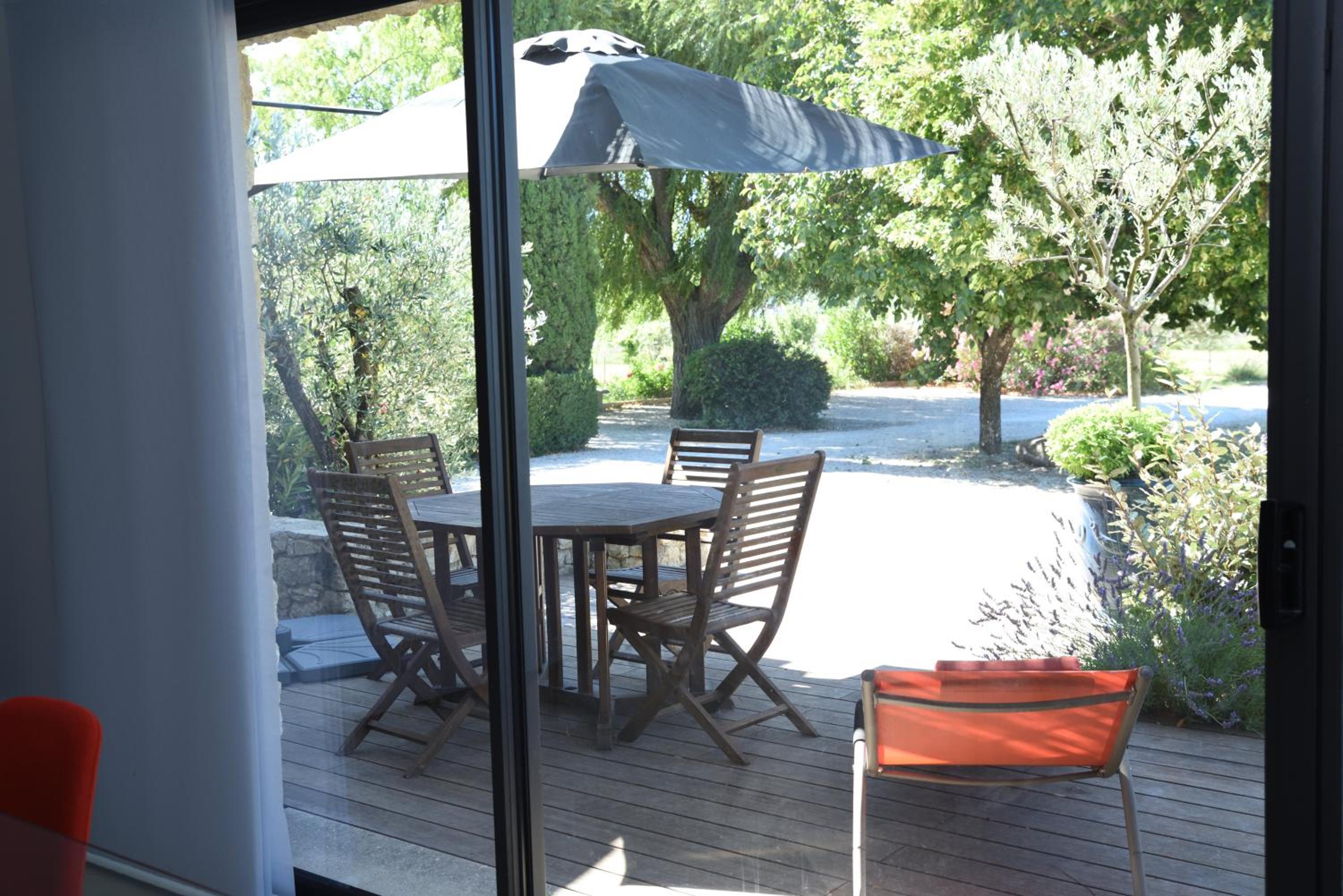 Gite Les Lavandes view 3