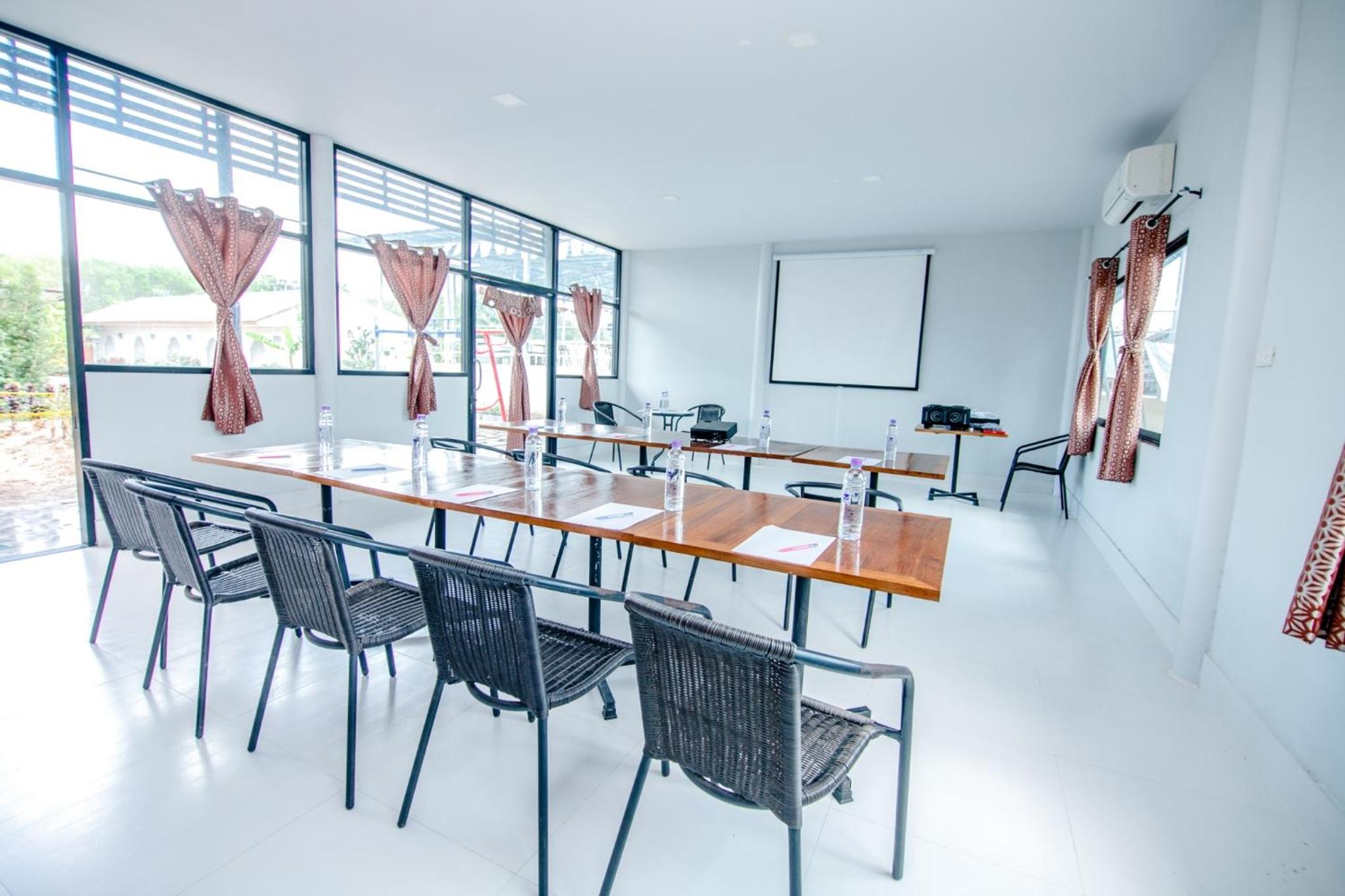 meeting & event spaces