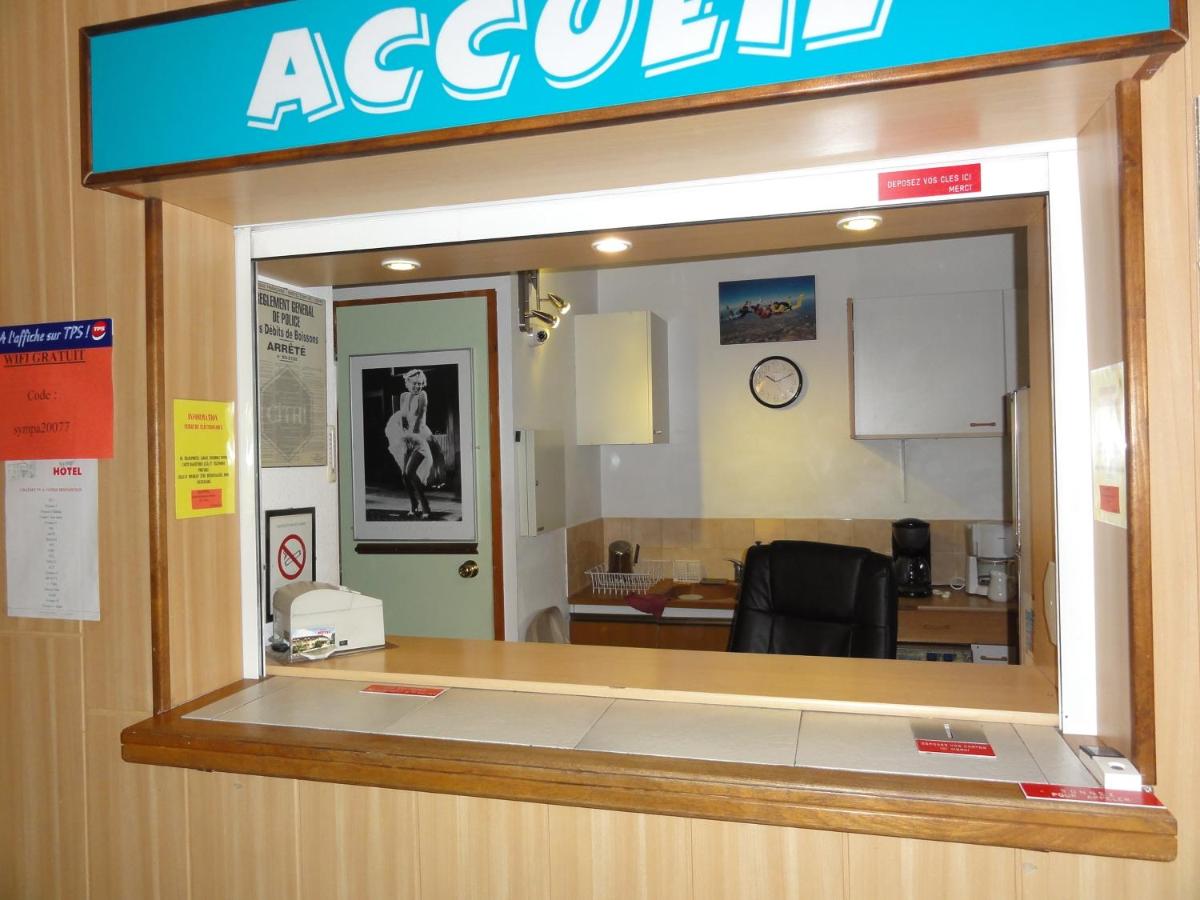 hotel reception
