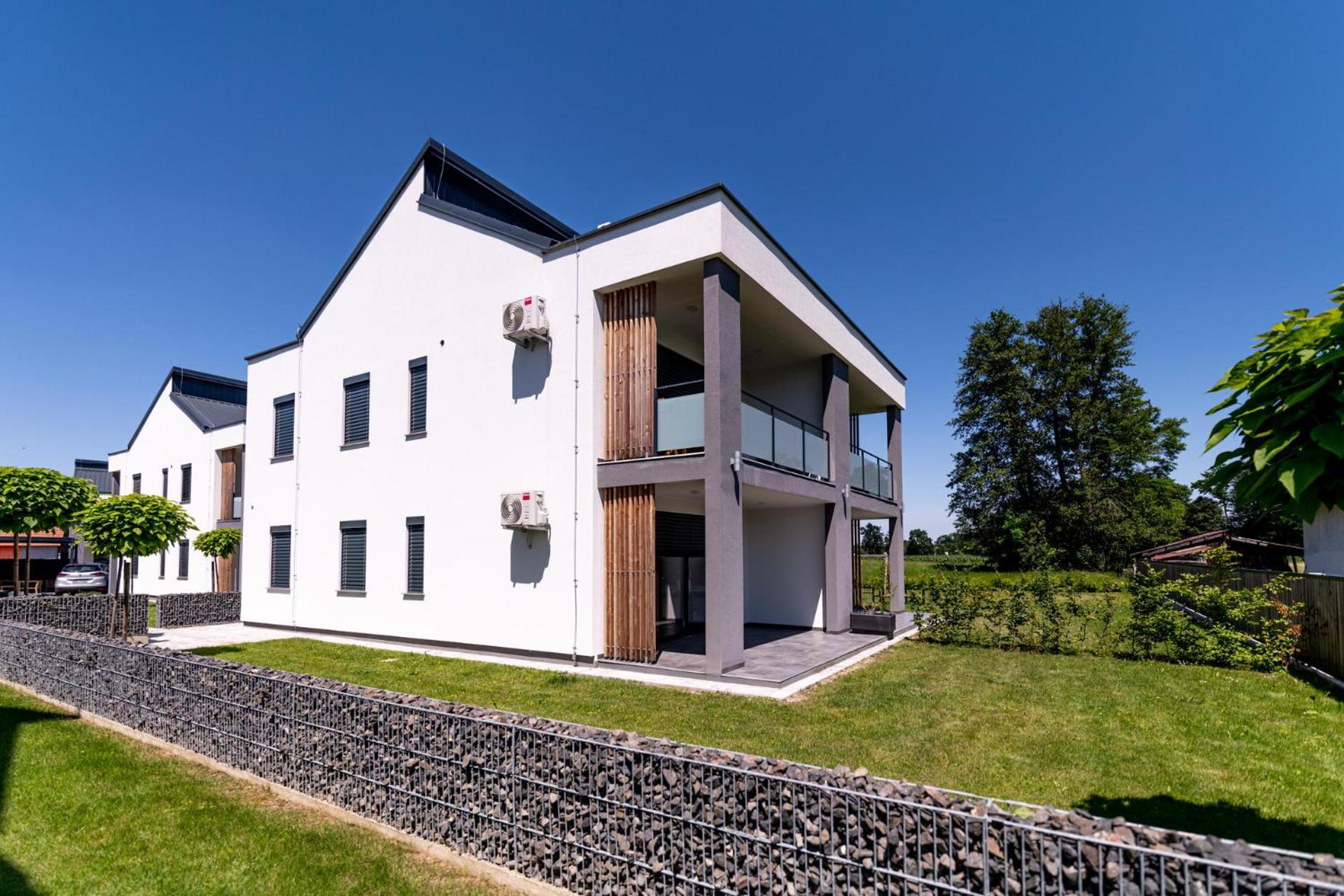Apartmaji BANONIA