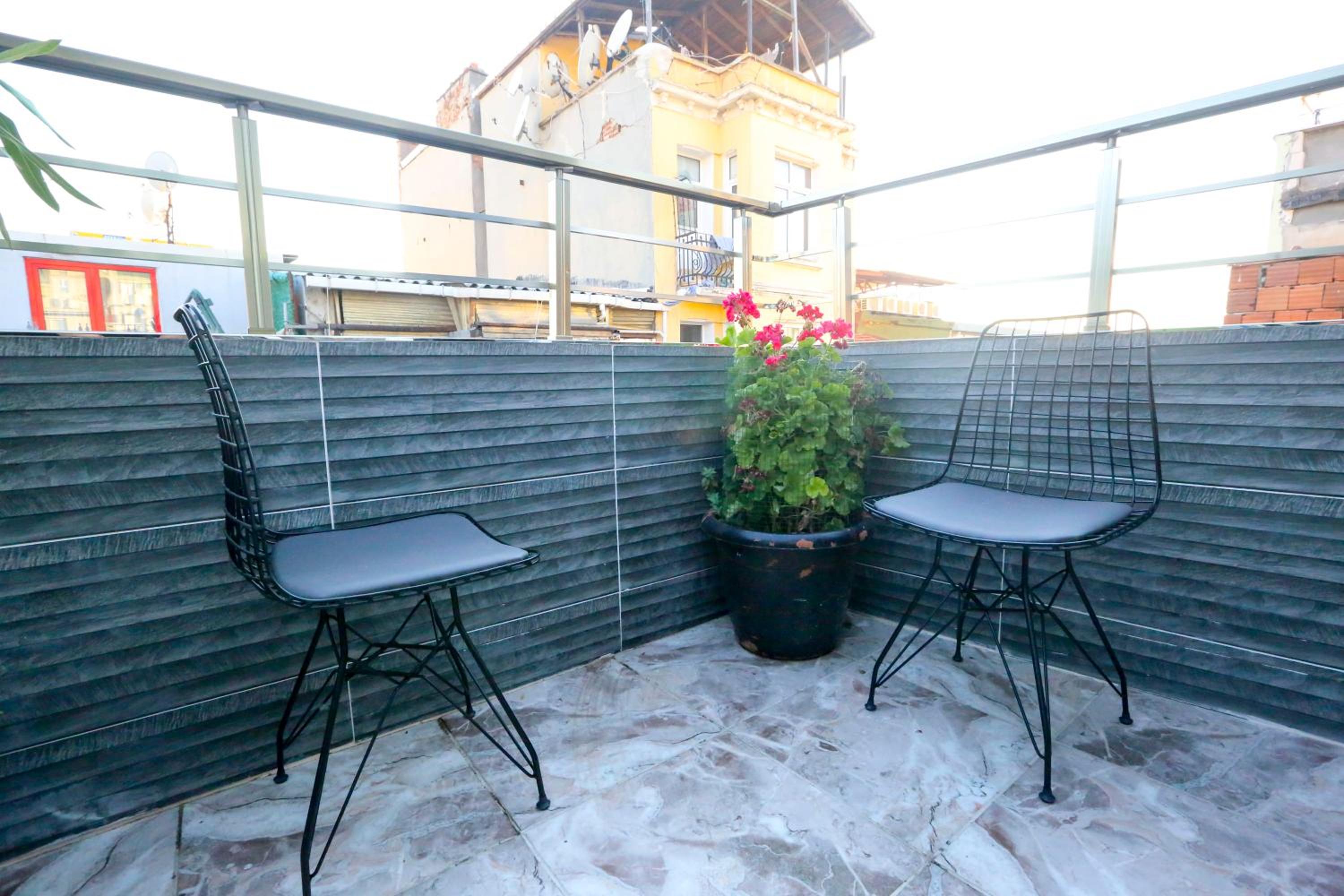 Grand Moon Hotel Suites - Image 55