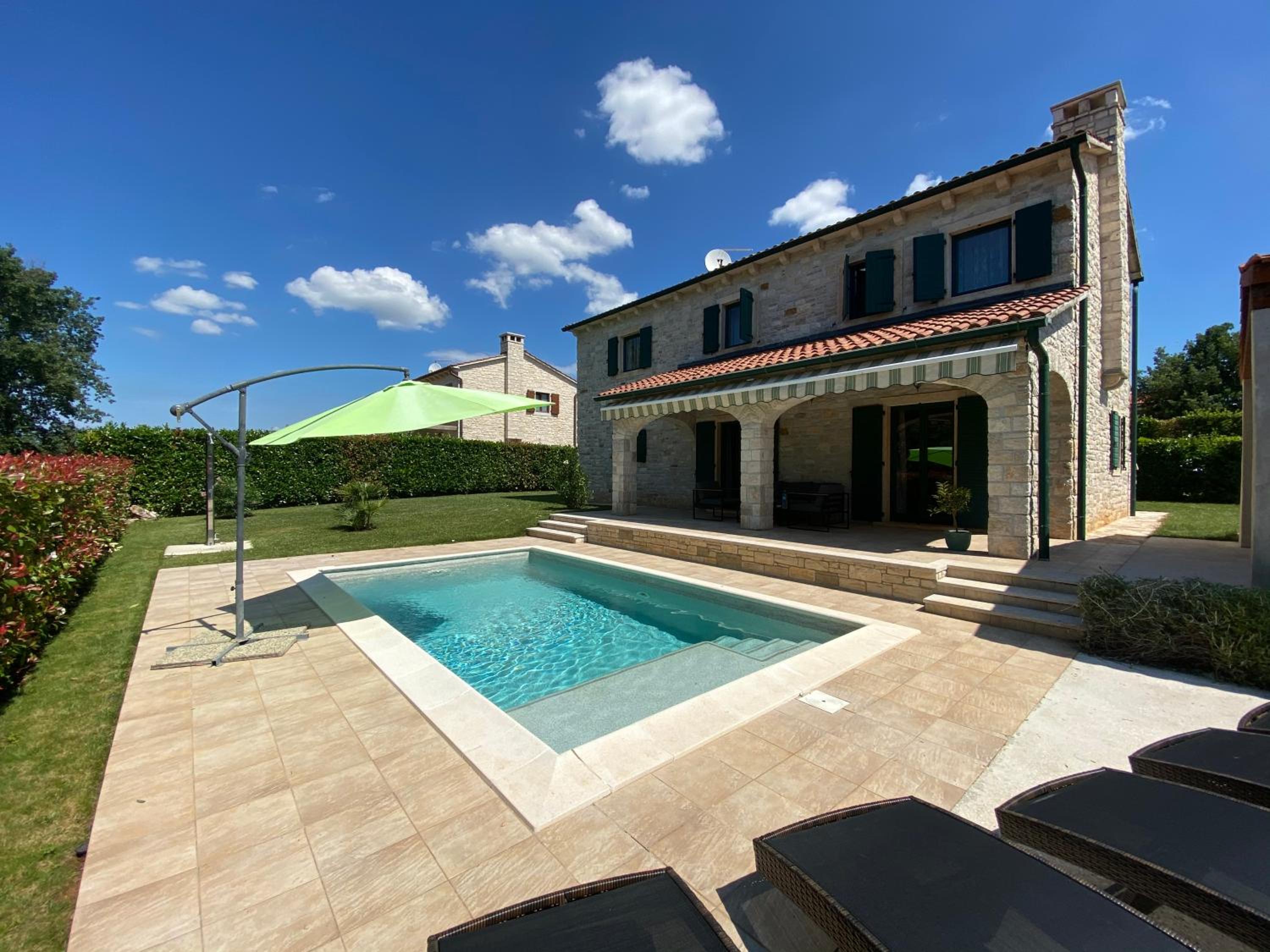 Villa Dracena mit privatem Saltwater Pool view 3