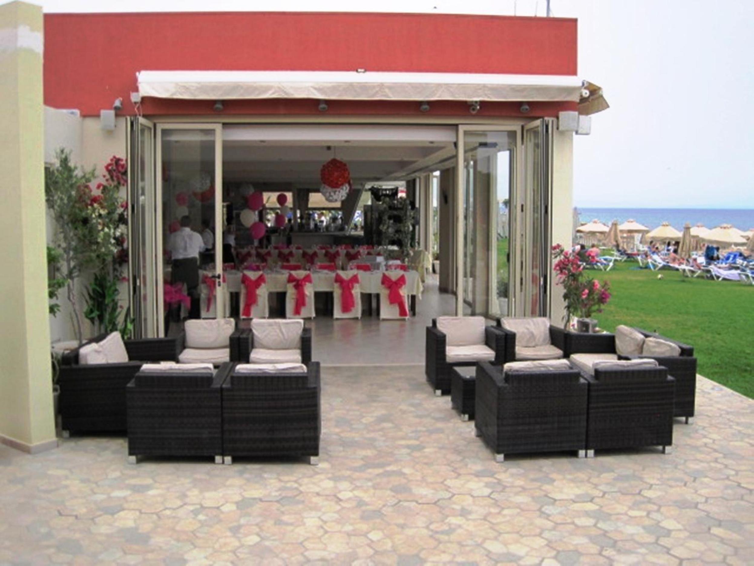 Polyxenia Isaak Luxury Villas and Apartments