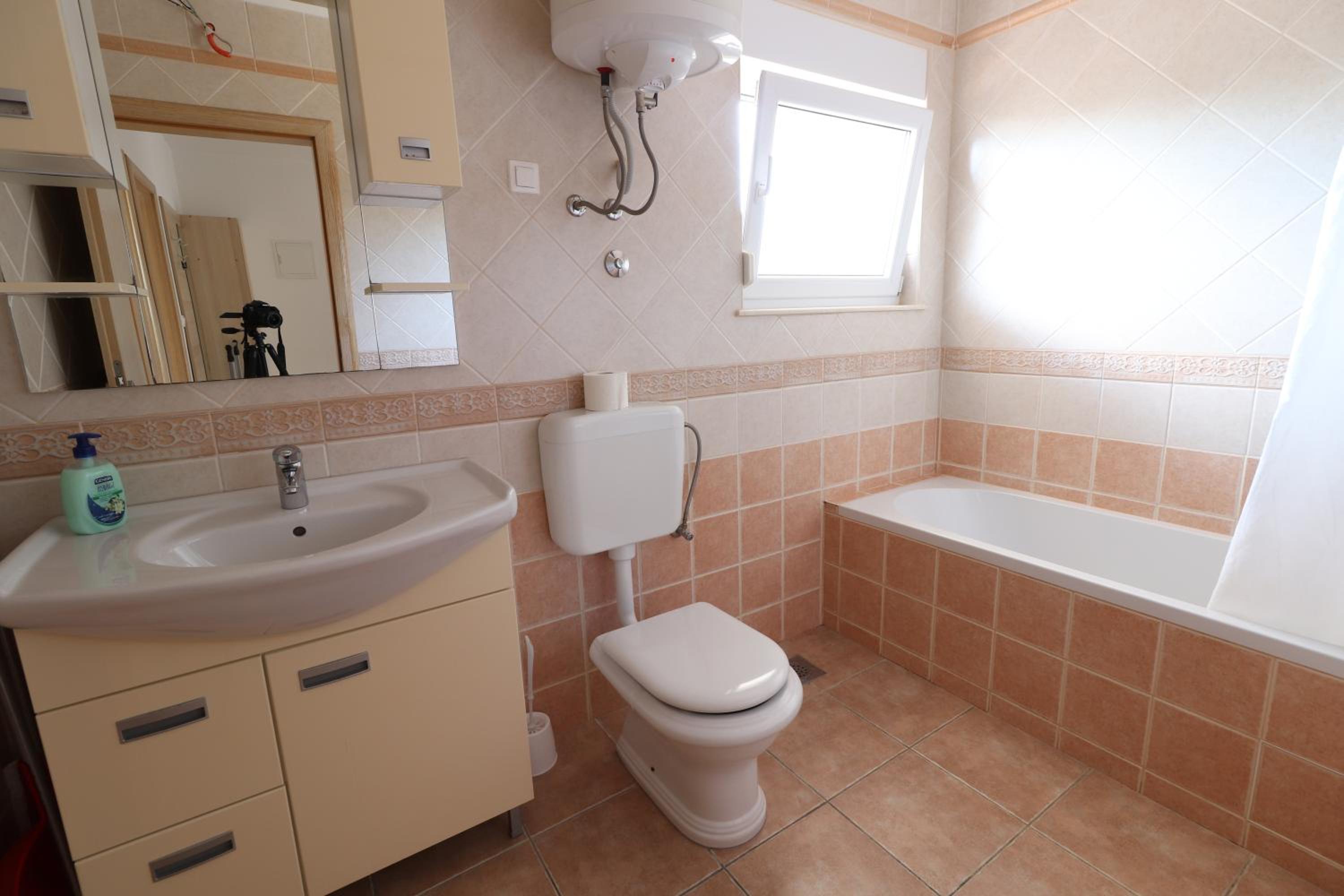 Apartment Dony - Tičić en Novalja