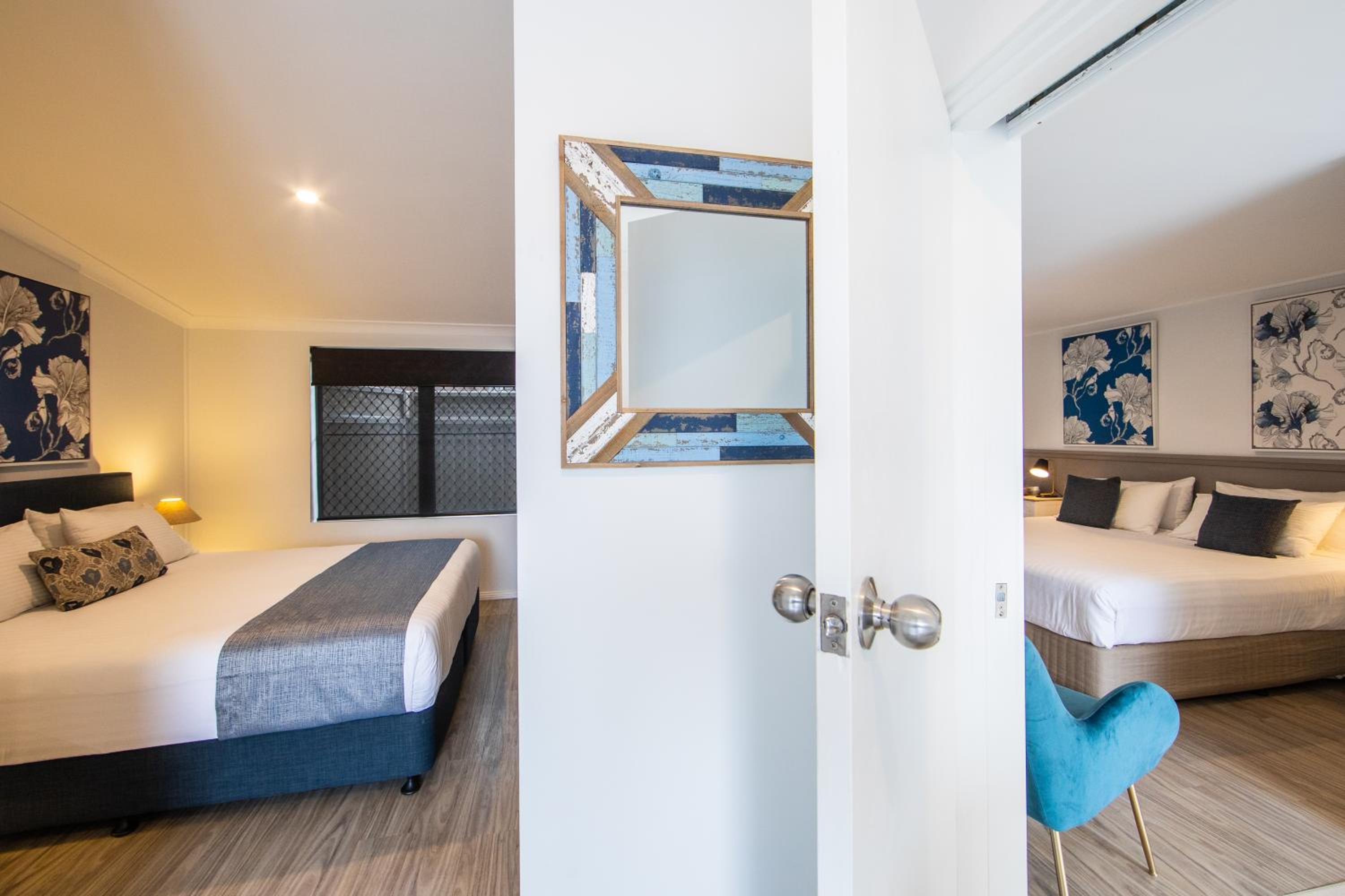New England Motor Lodge