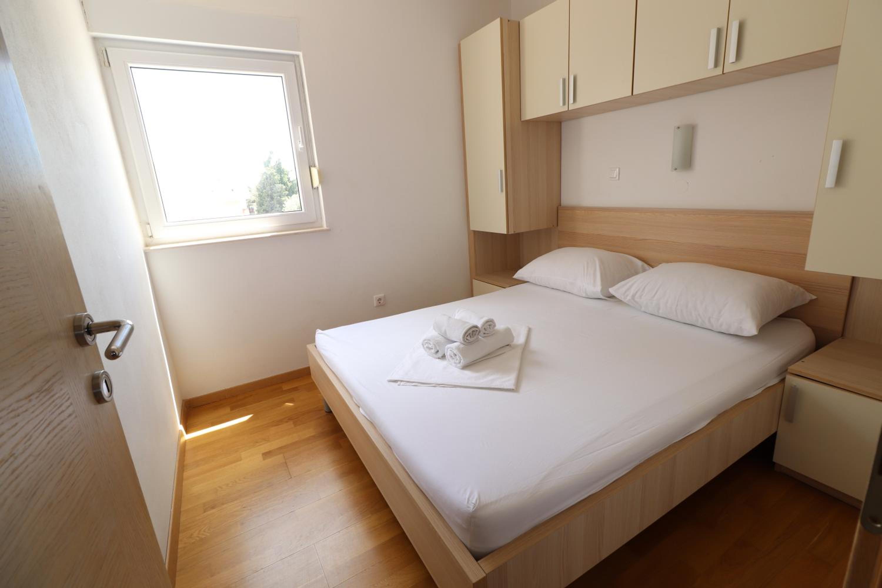Apartment Dony - Tičić