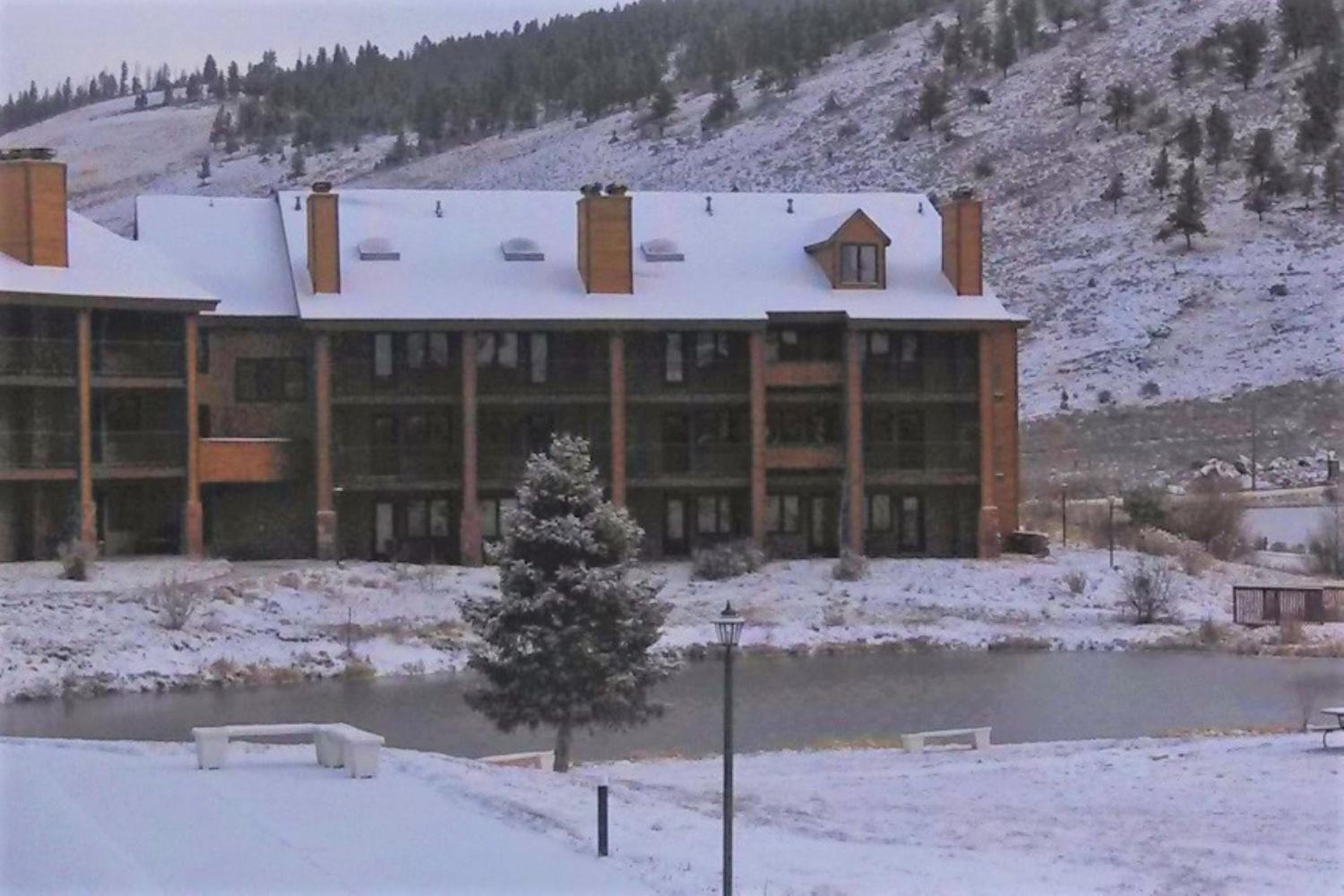 The Inn at Silvercreek - Property Image 34