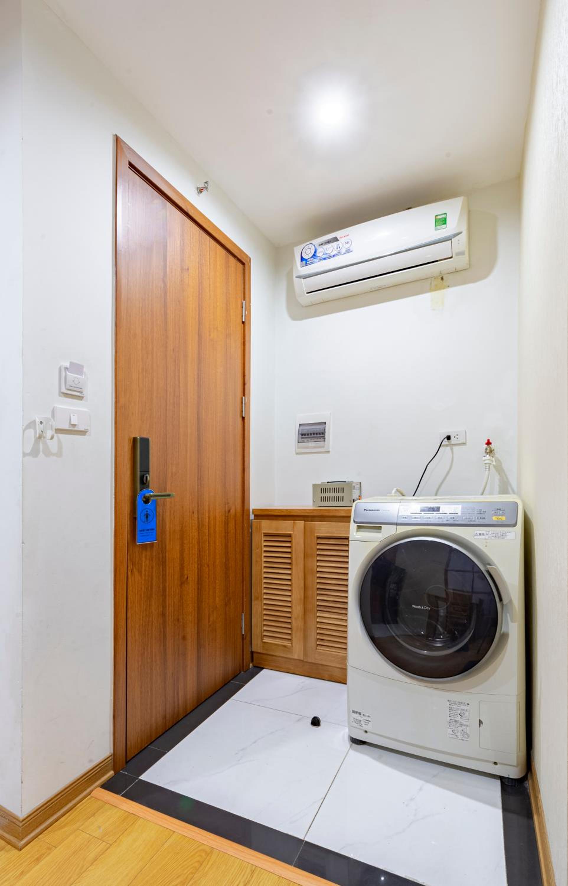 22Housing luxury Hotel & Residence 39 Linh Lang