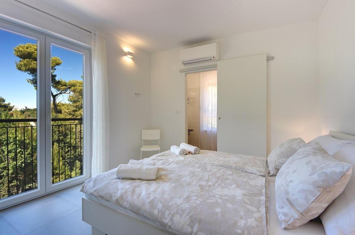 Villa Flavia view 3