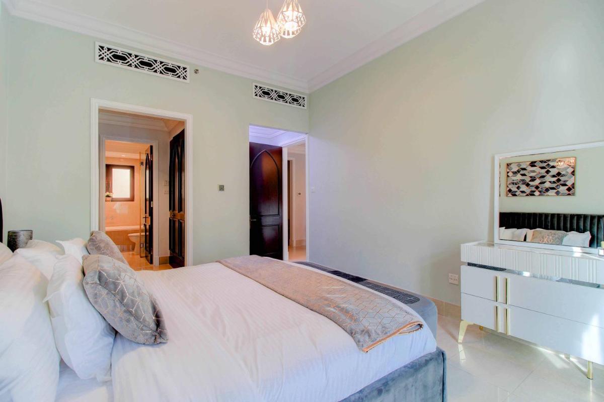 Durrani Homes - Souk Al Bahar Luxury Living with Burj & Fountain Views