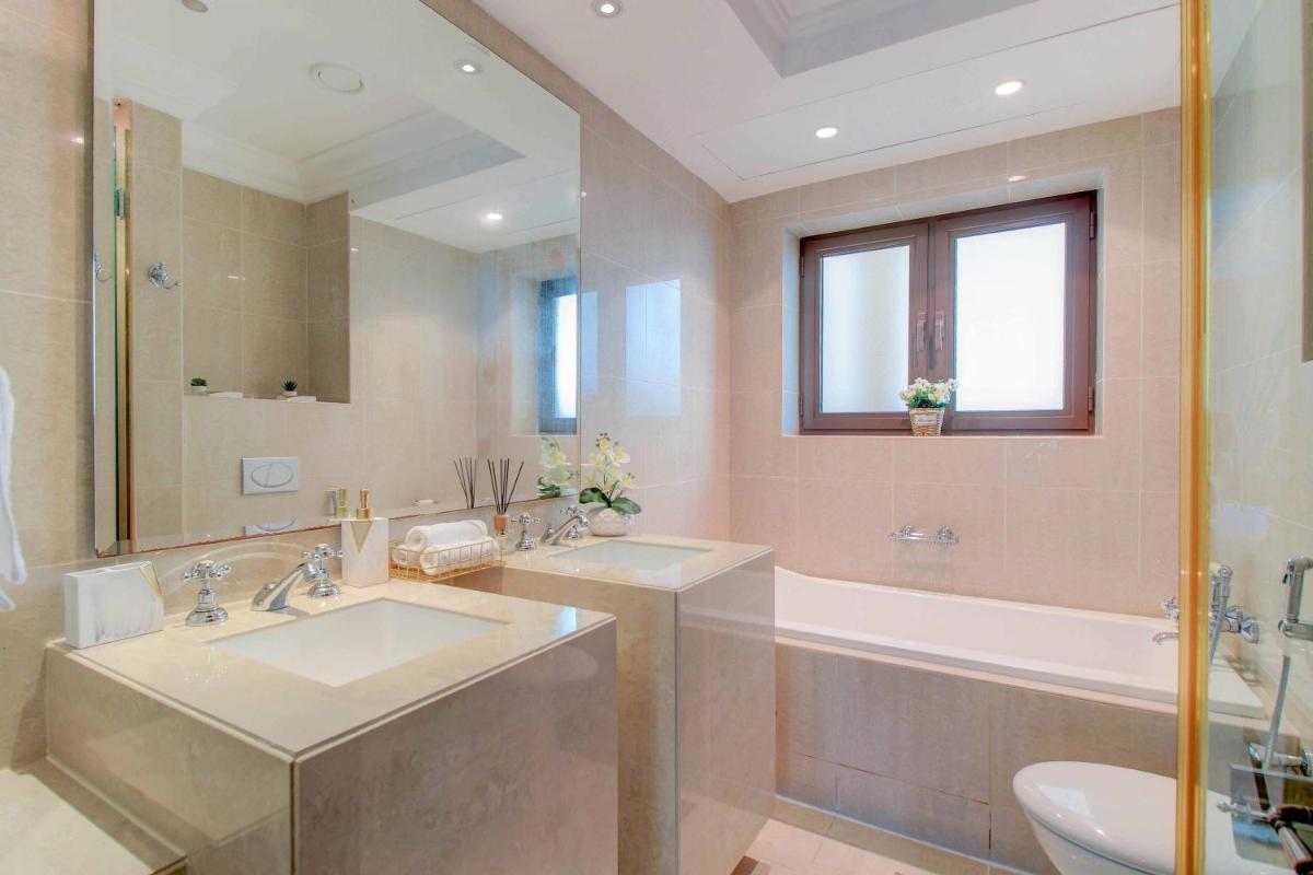 Durrani Homes - Souk Al Bahar Luxury Living with Burj & Fountain Views