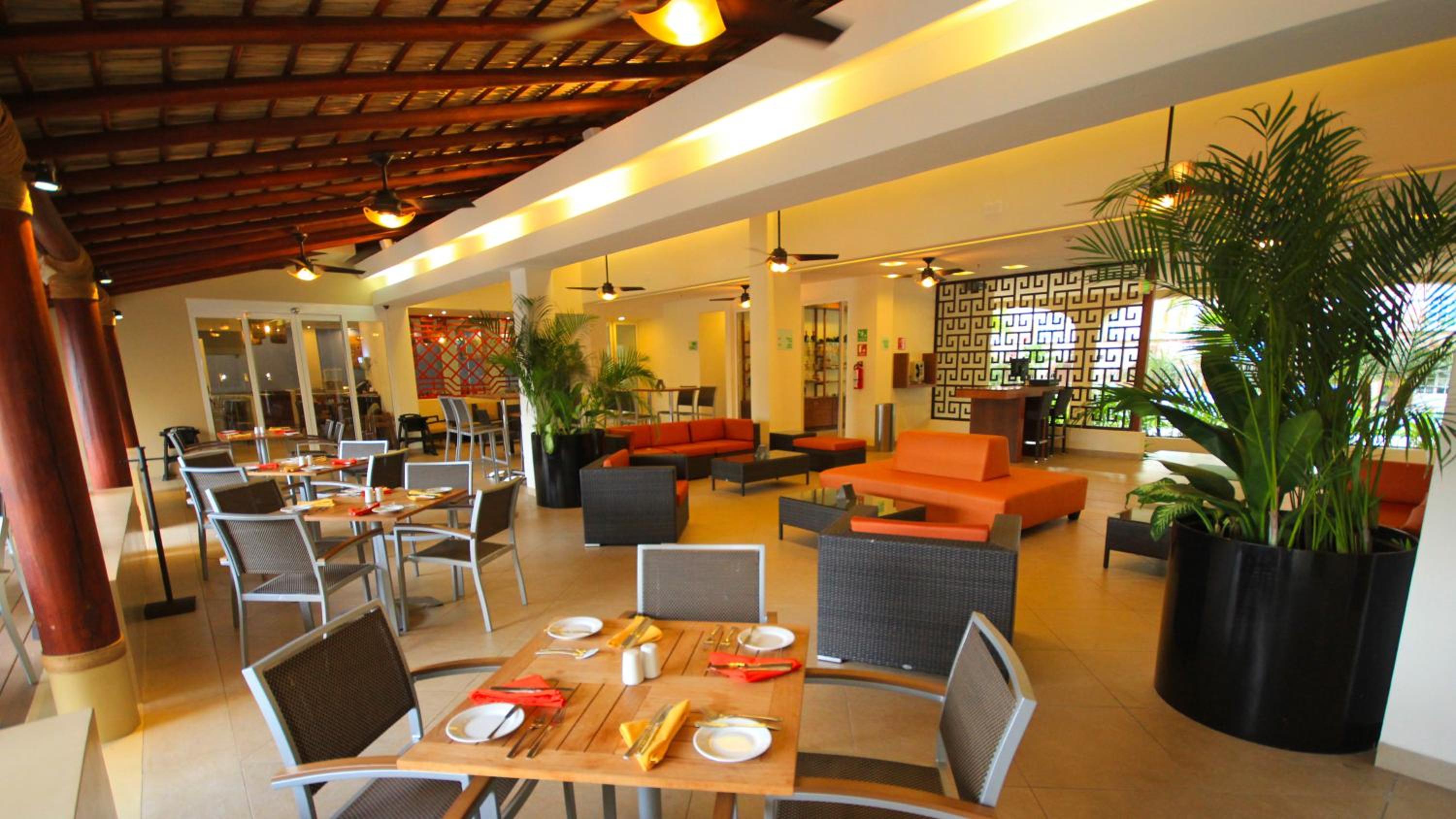 Holiday Inn Huatulco by IHG