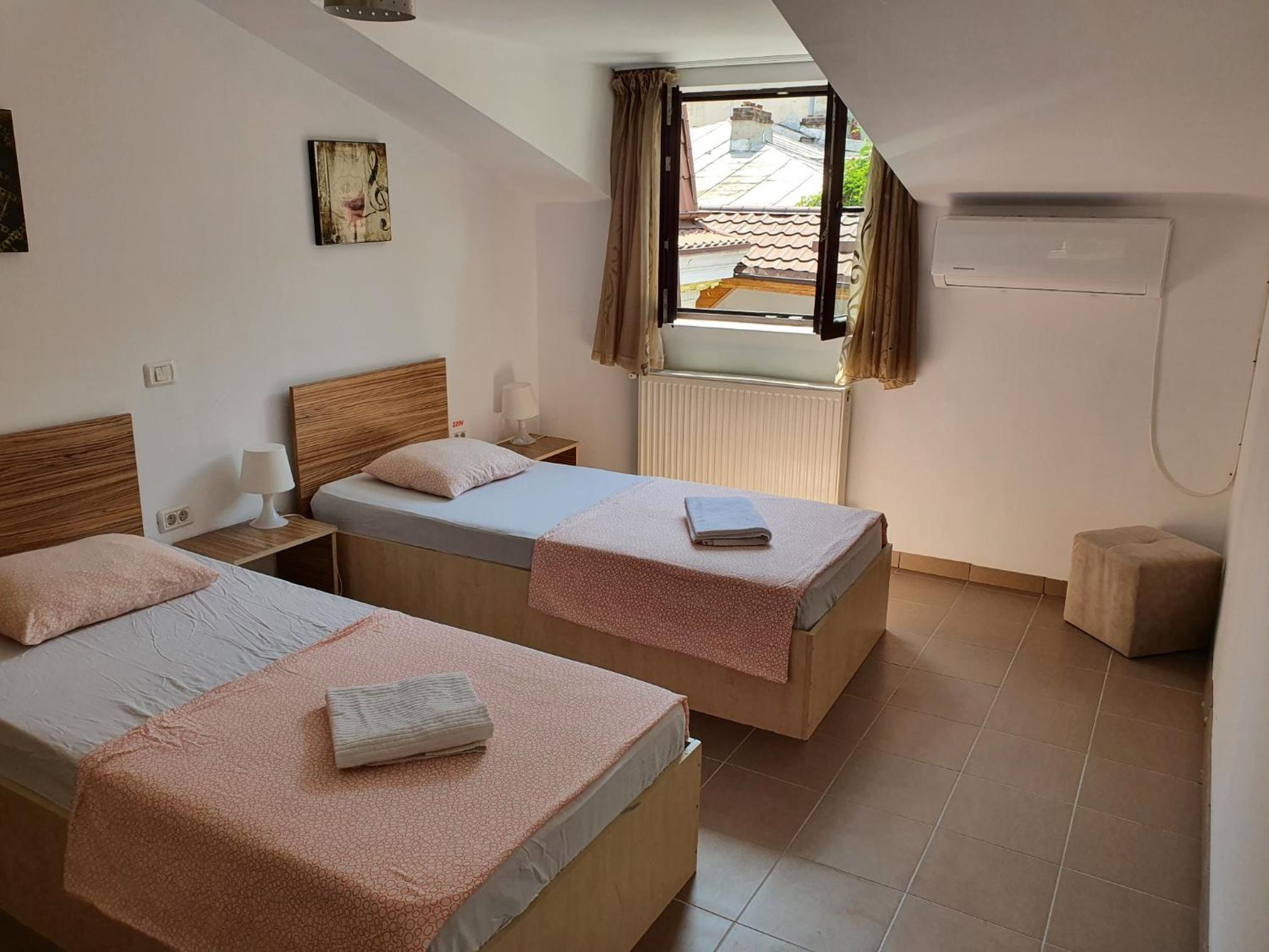 Piata Uniri Cozy Inn