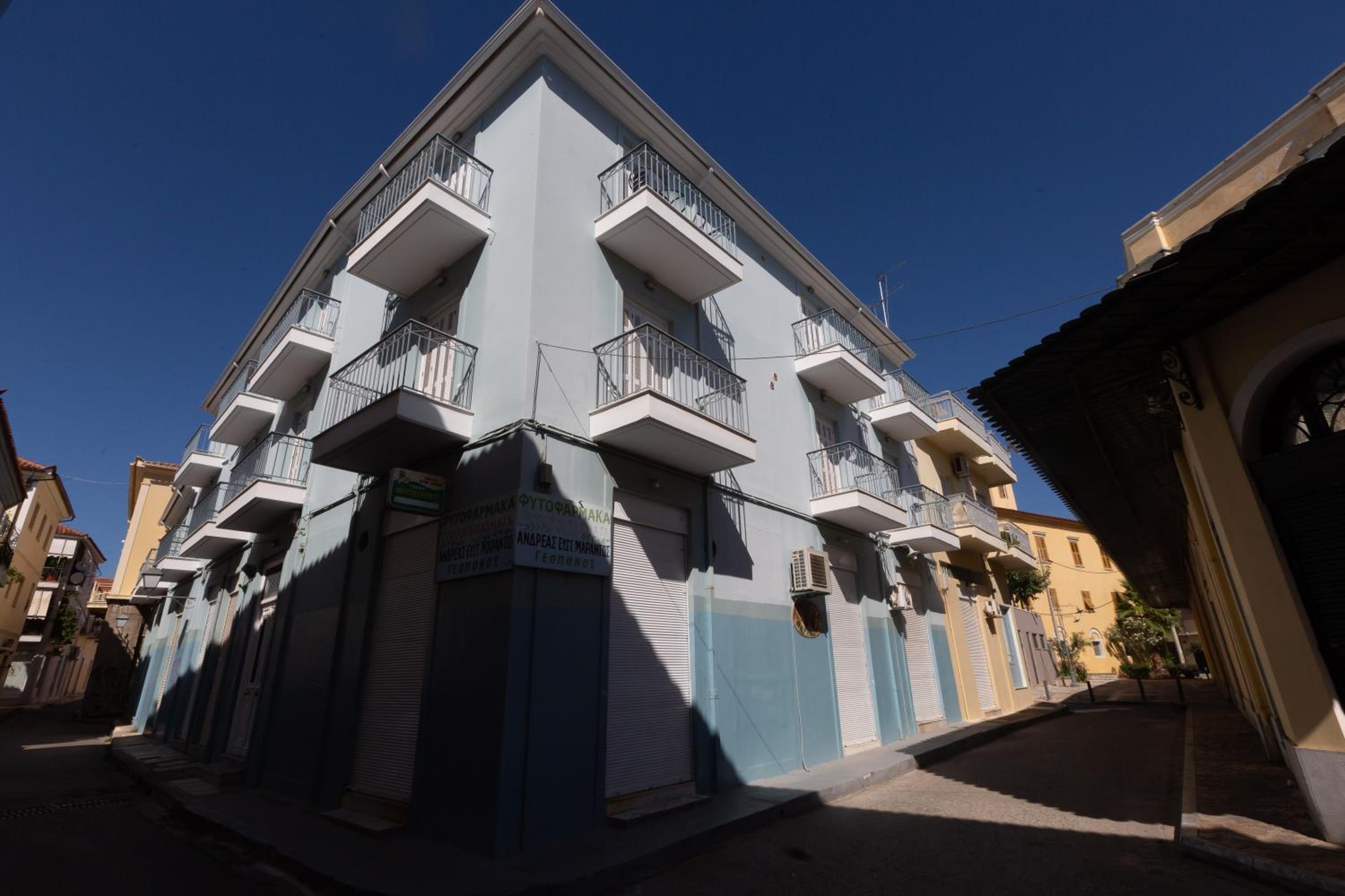 Hotel Jasmine - Apartment in Kalamata - Image 1