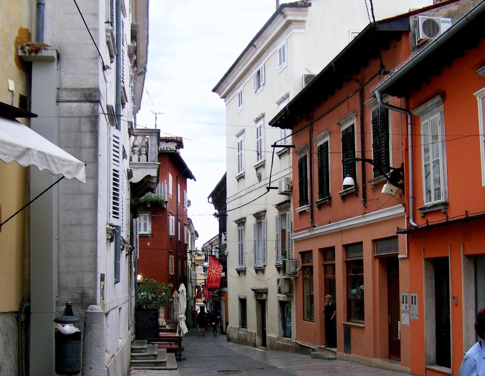 Happy Casa Oldtown Boutique view 4