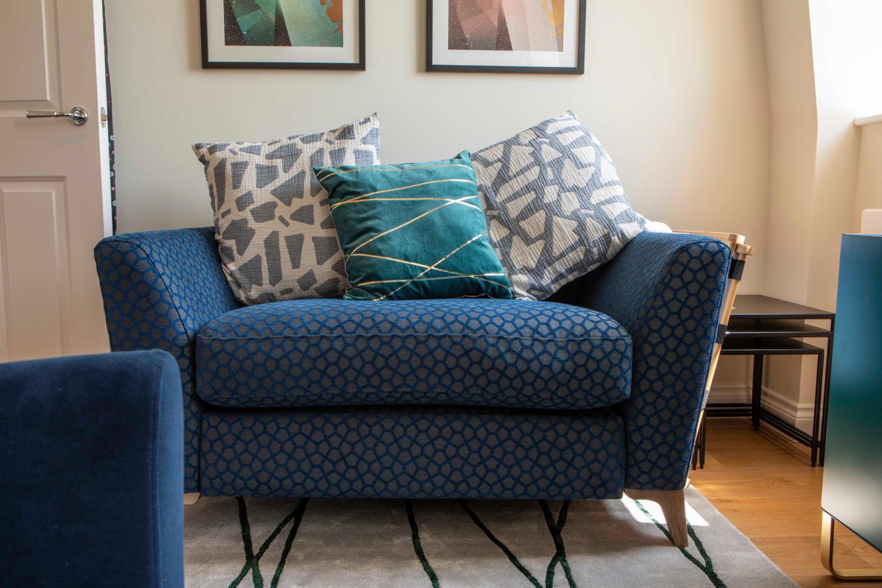 Beautiful, modern 1 bedroom luxury apartment with free allocated onsite parking in Hope Place Bath, City Centre with Beautiful City Views, a stones throw f view 4