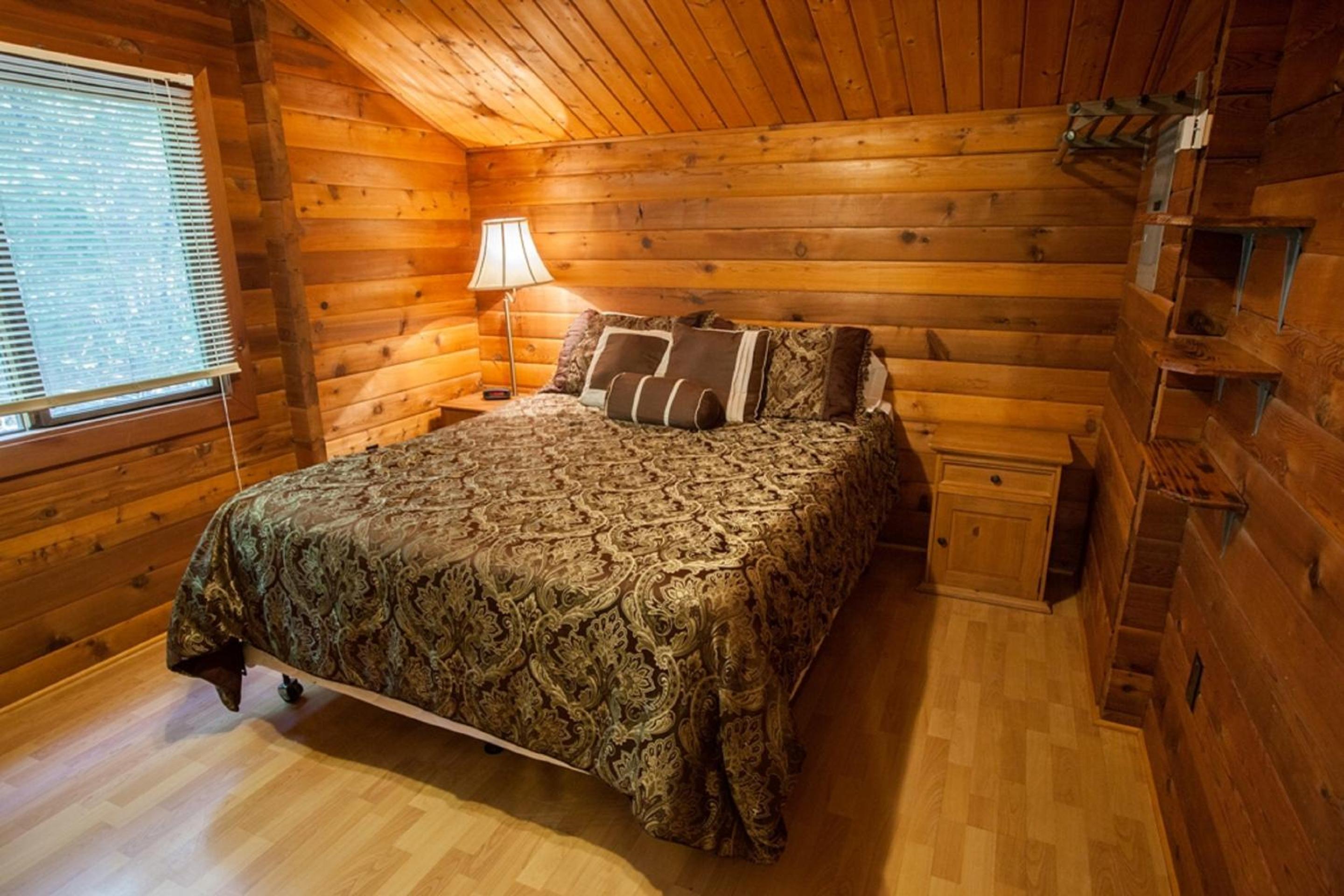 Lake Texoma Camping Resort Cabin 4 view 3