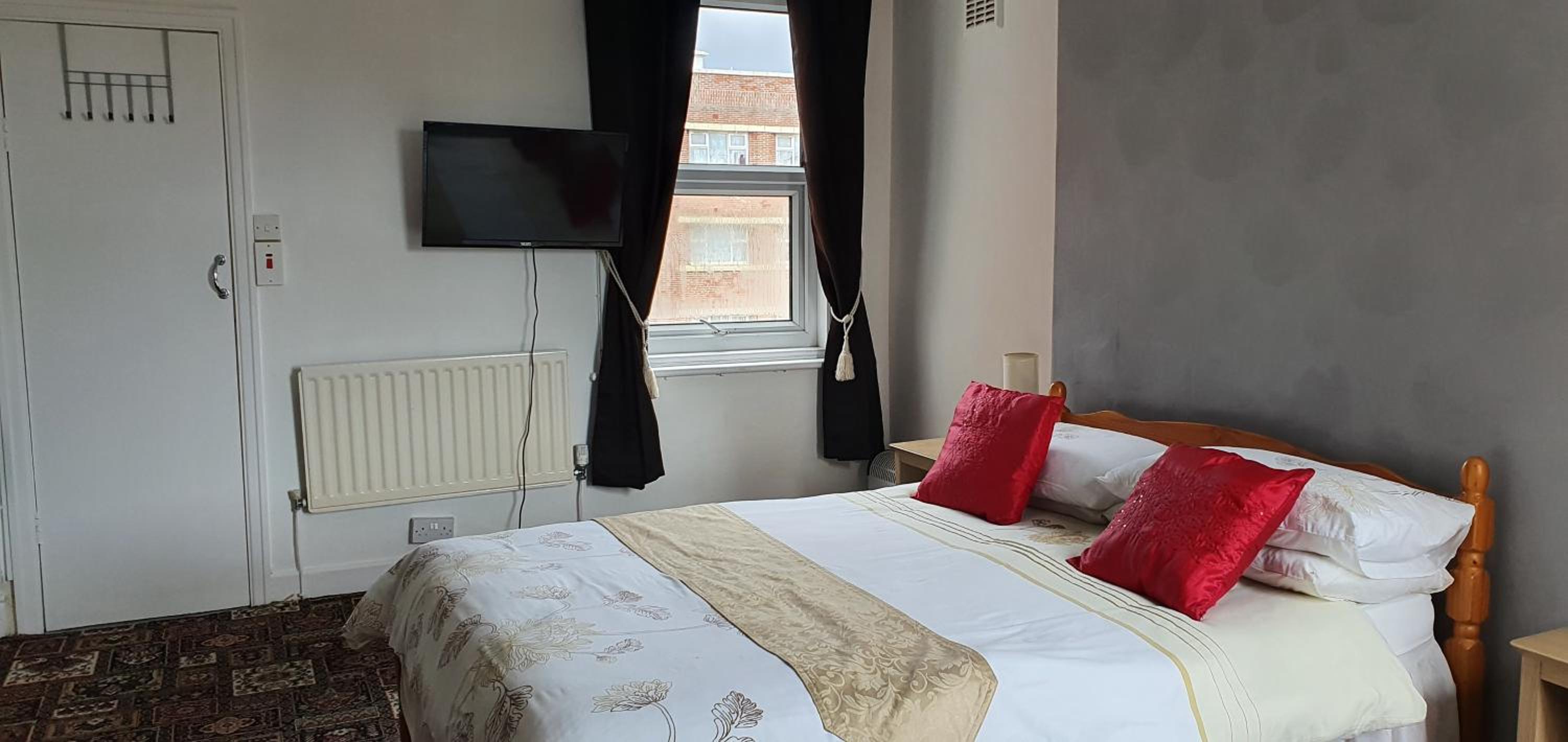 Norwyn Court Holiday Apartments