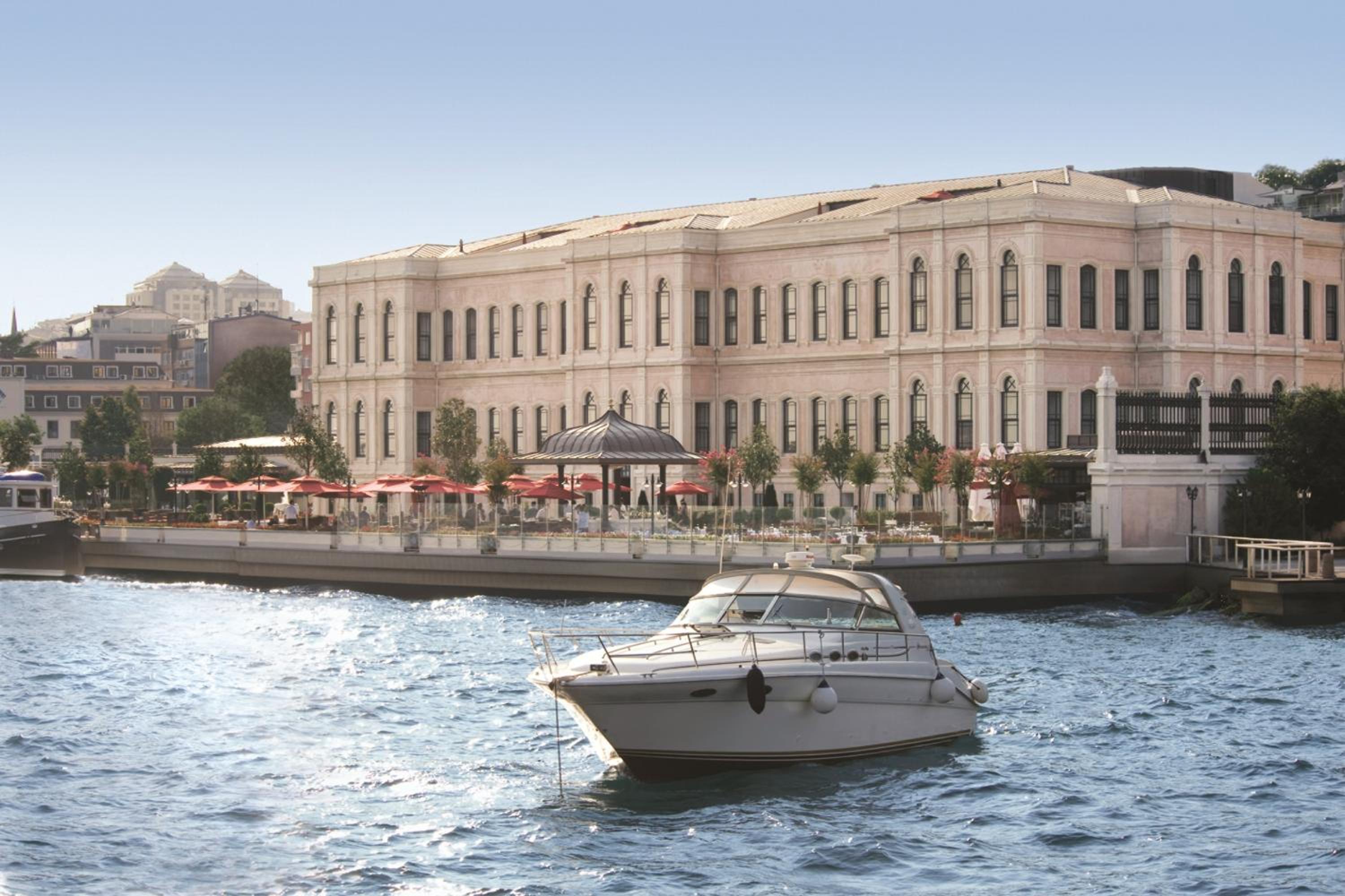 Four Seasons Hotel Istanbul at the Bosphorus - Image 27