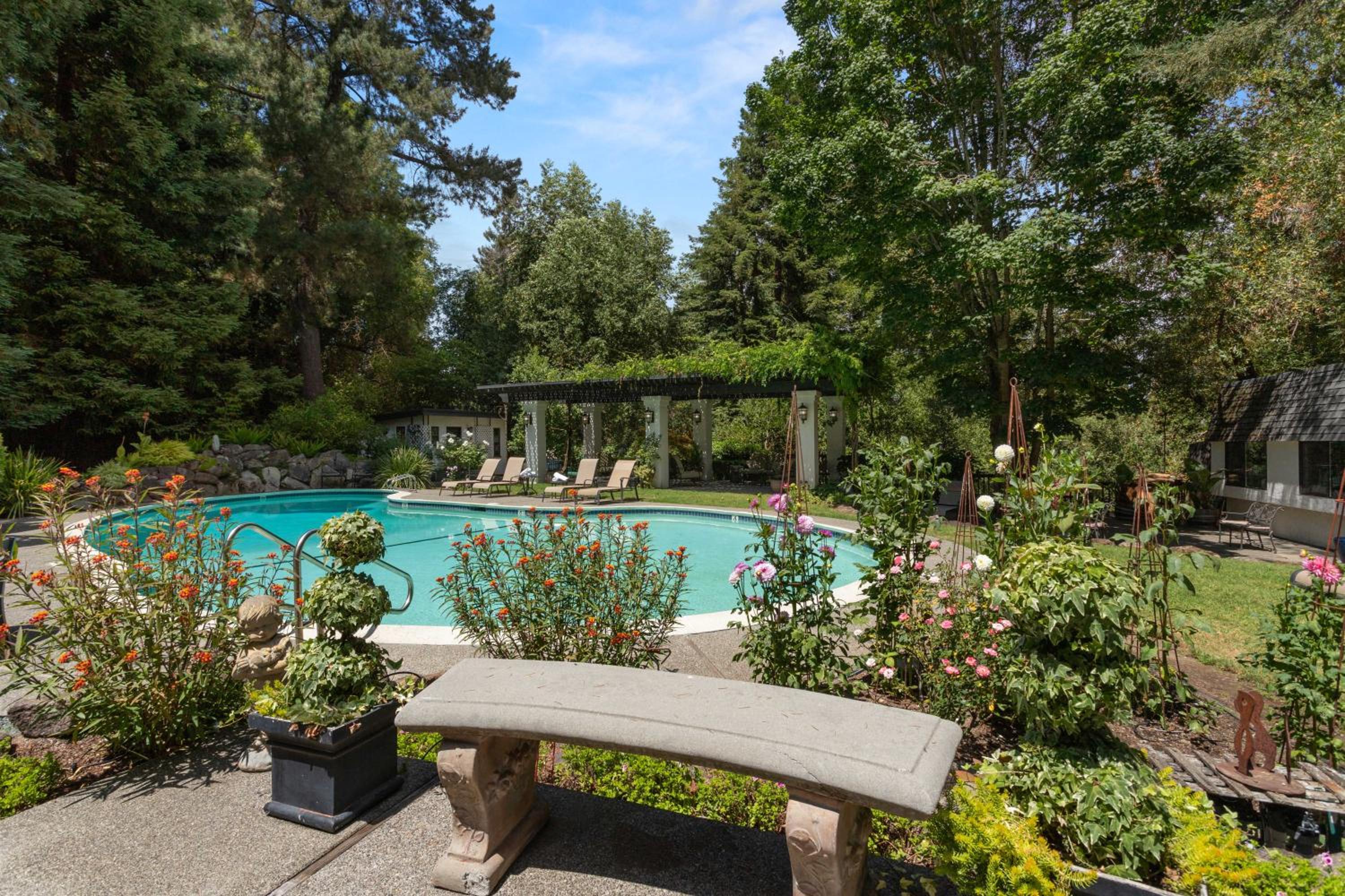 Maui Vacations - Candlelight Inn Napa Valley - Property Image 34